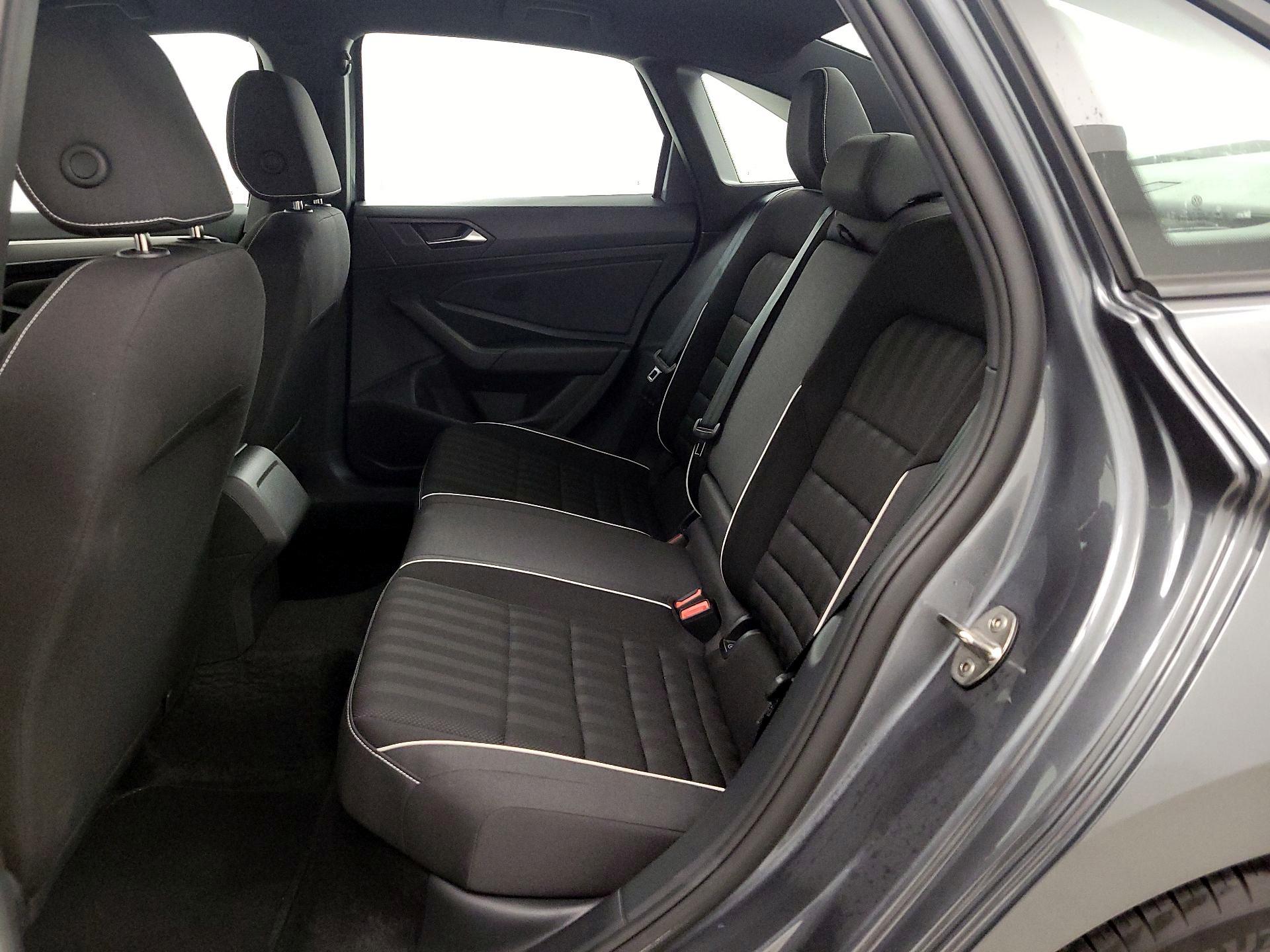 Thumbnail: 2024 Volkswagen Jetta - 19