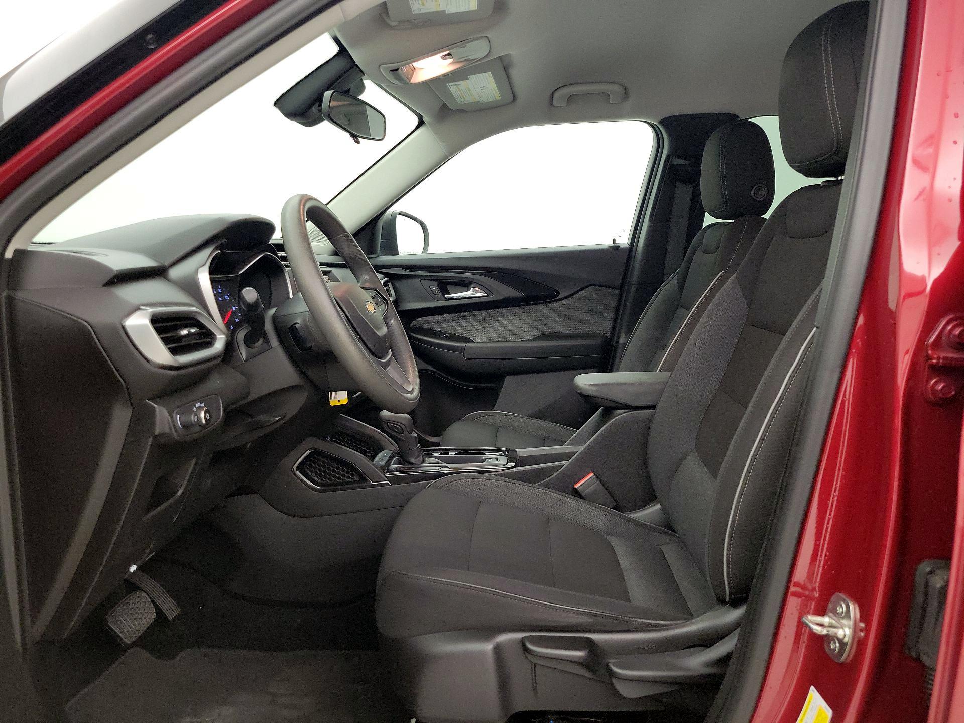 Thumbnail: 2021 Chevrolet TrailBlazer - 11