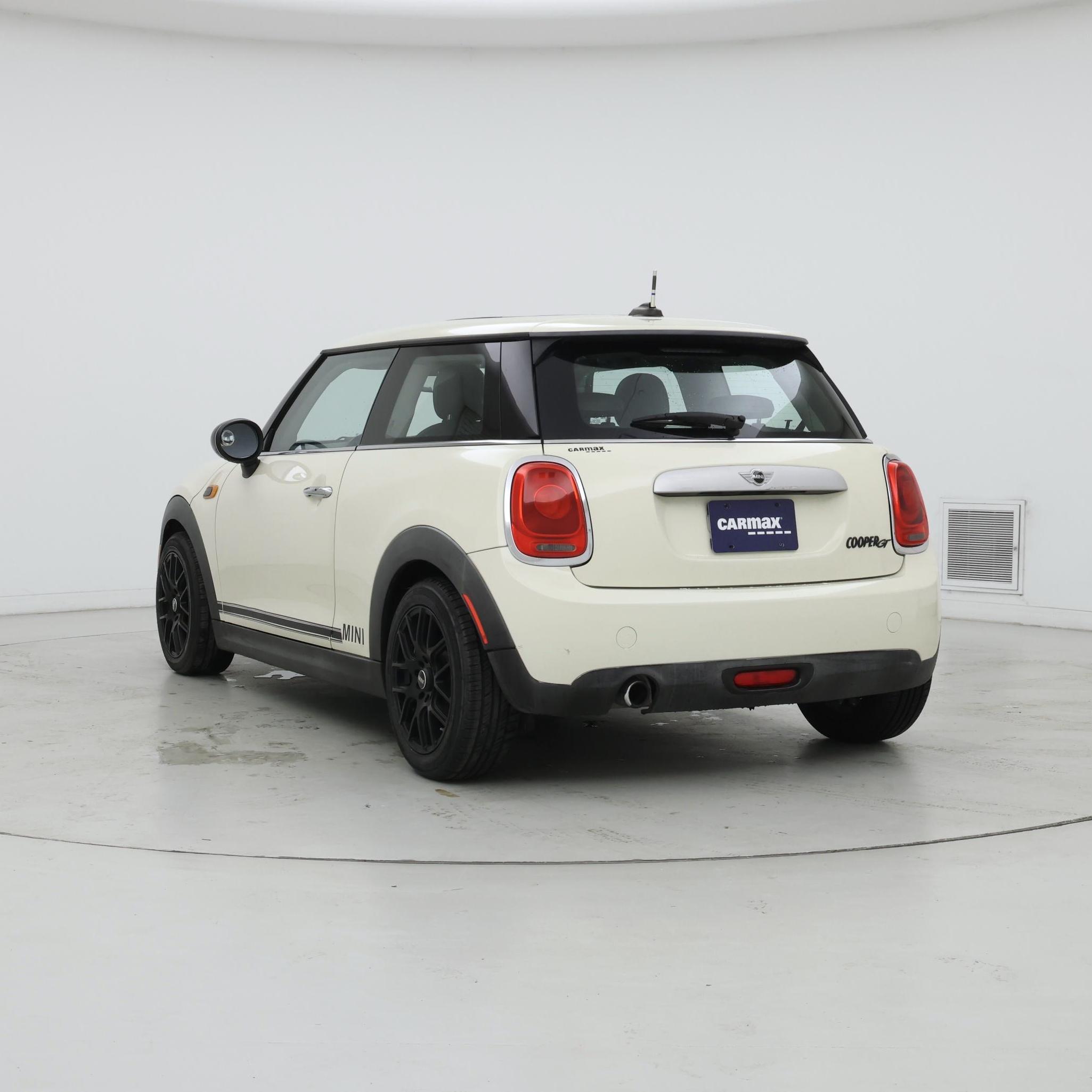 Thumbnail: 2015 MINI Cooper Hardtop - 2