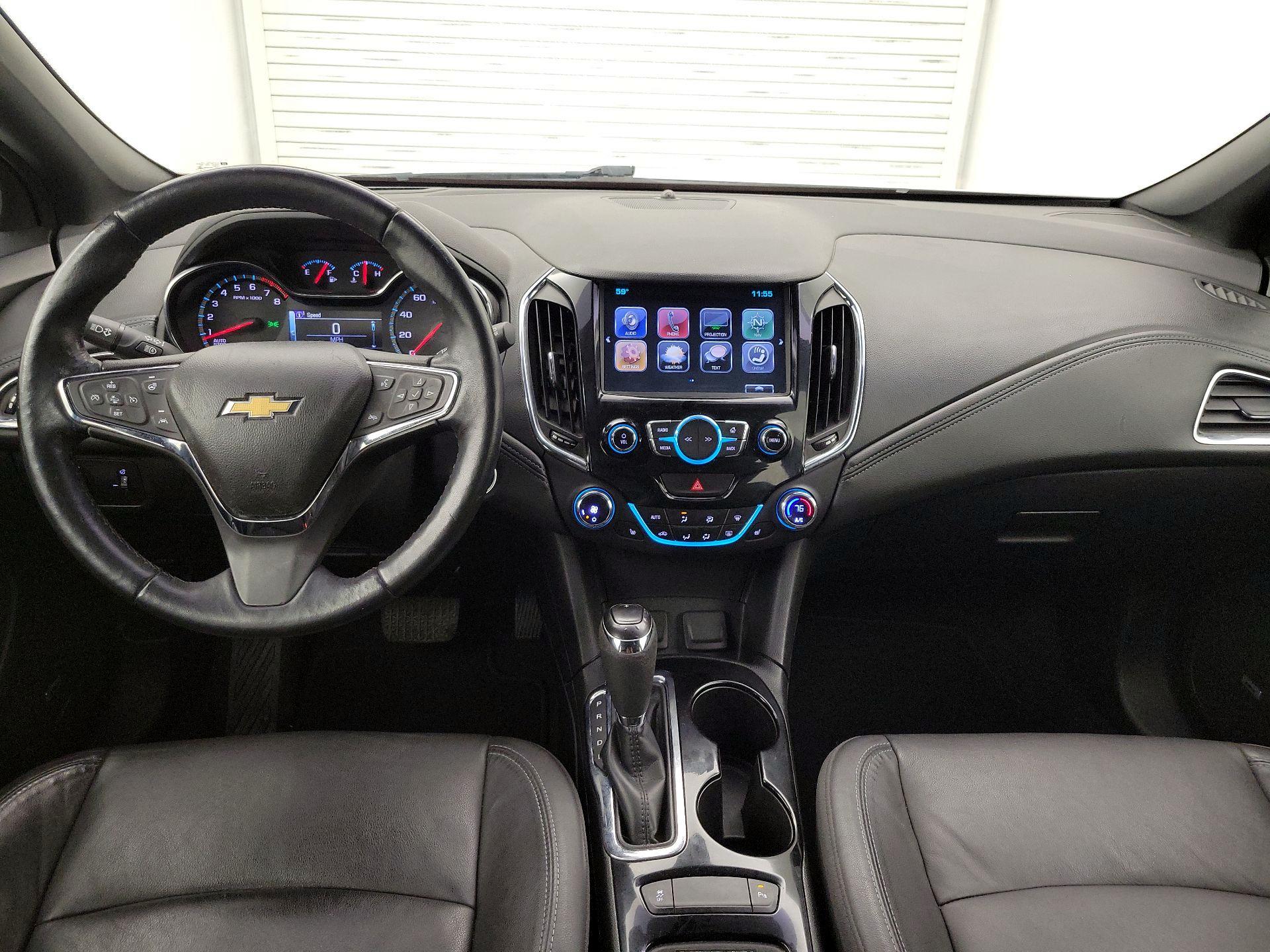 Thumbnail: 2017 Chevrolet Cruze - 9