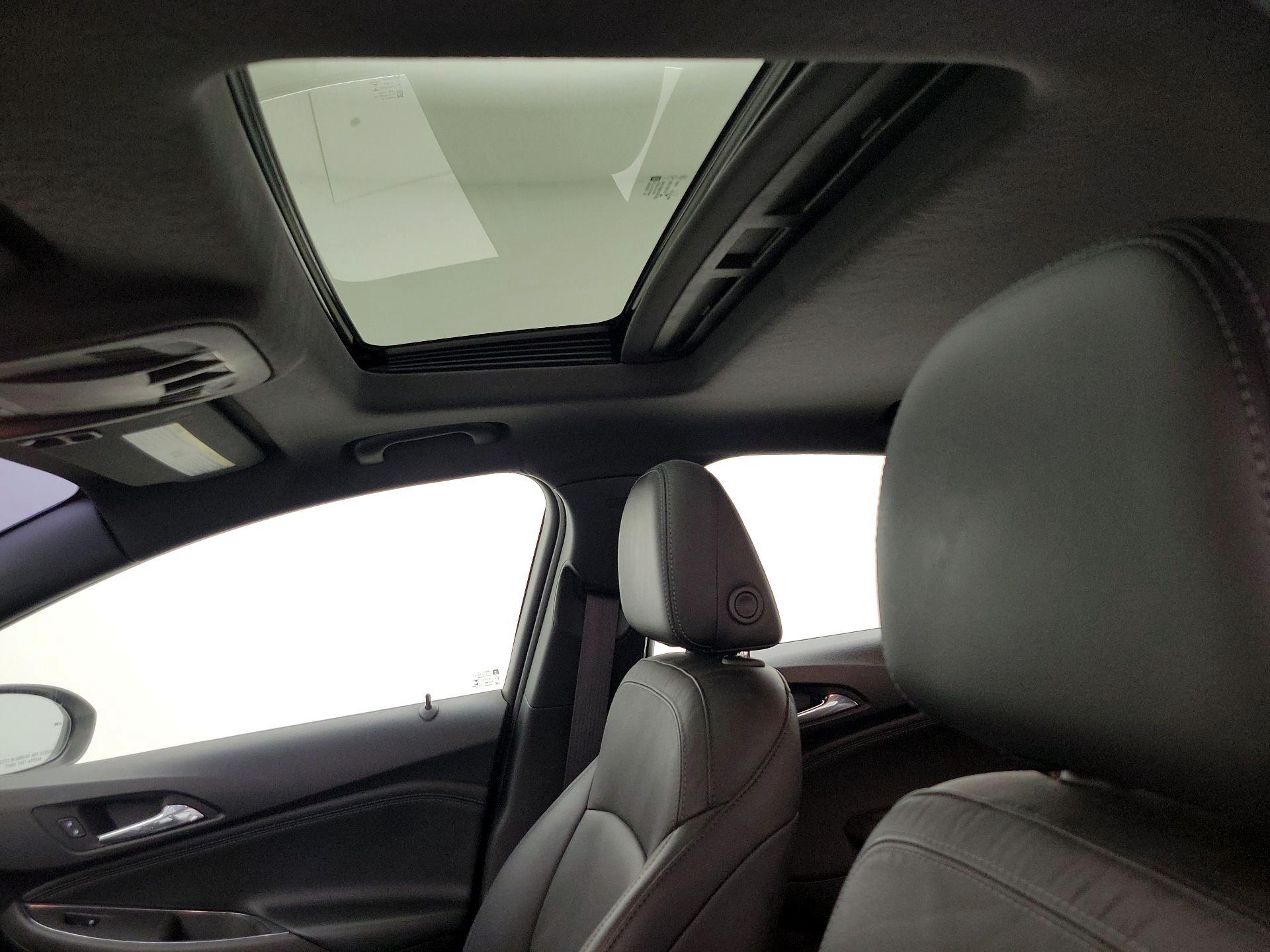 Thumbnail: 2017 Chevrolet Cruze - 19