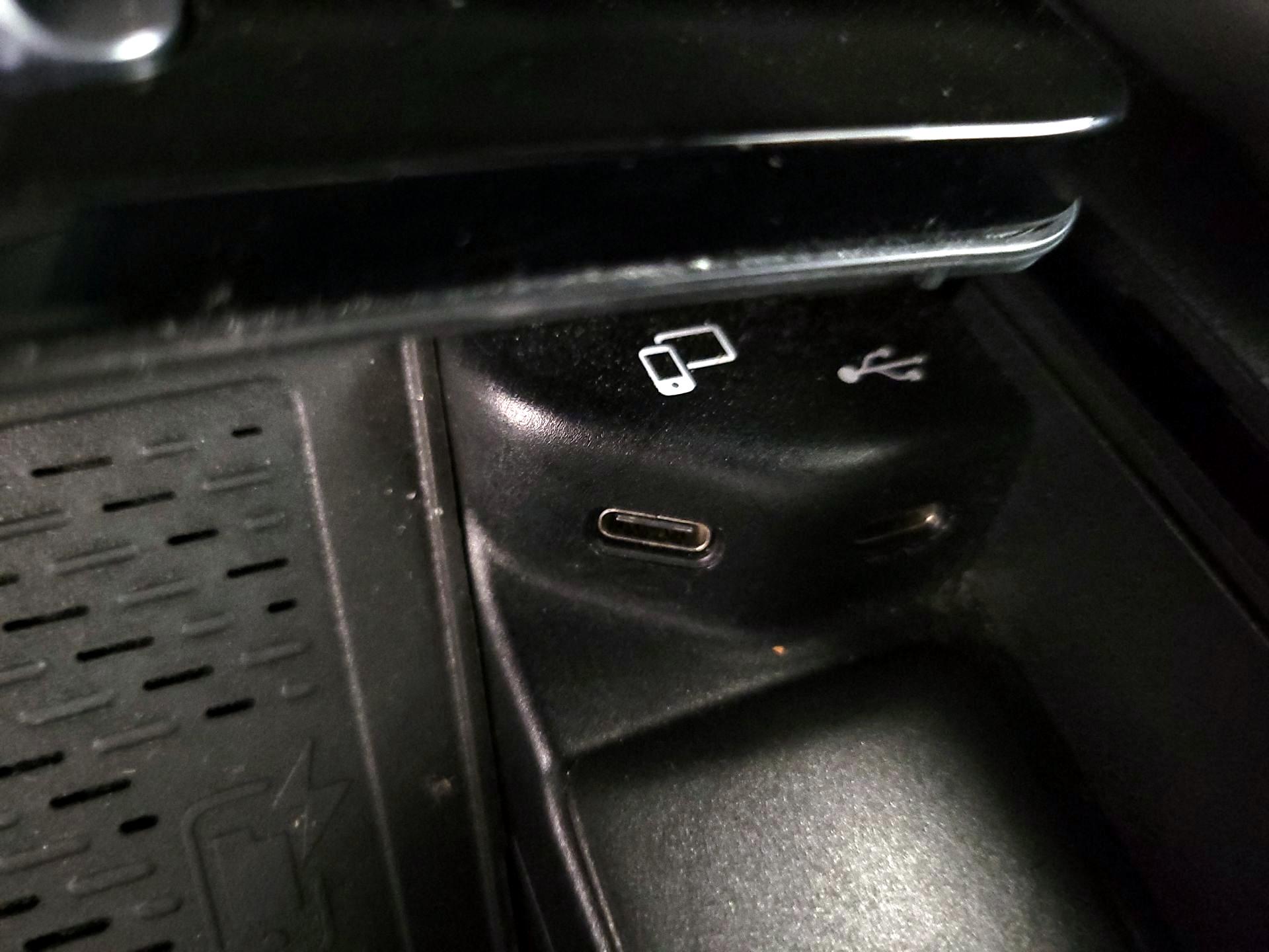 Thumbnail: 2021 Mercedes-Benz GL-Class - 19