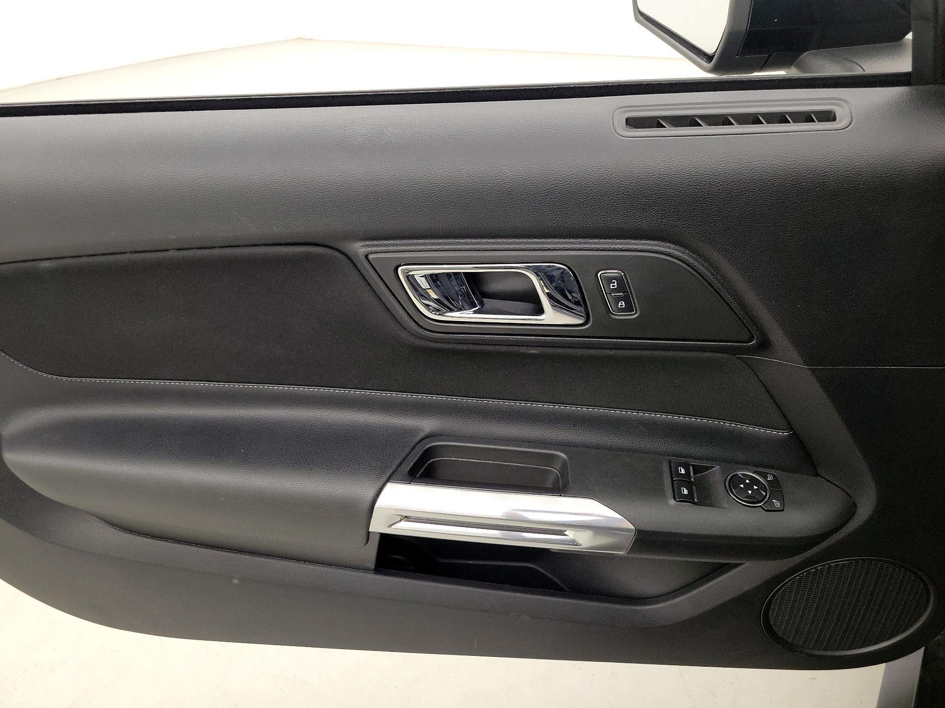 Thumbnail: 2017 Ford Mustang - 12