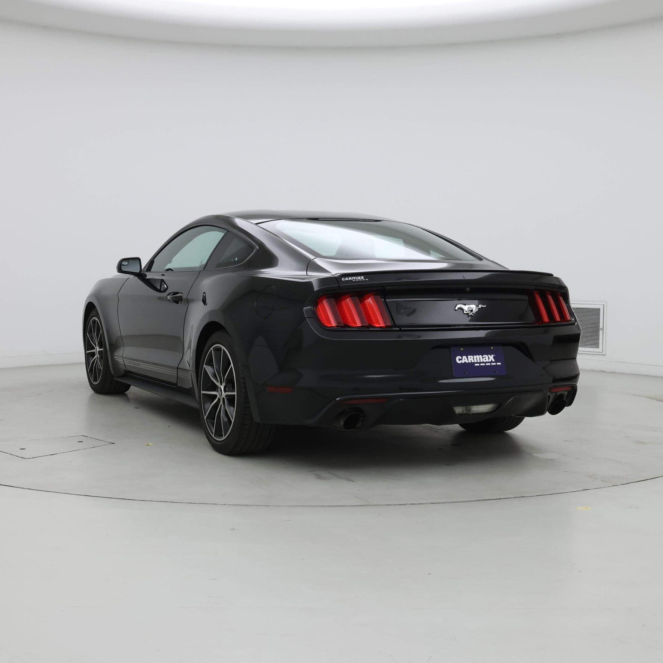 Thumbnail: 2017 Ford Mustang - 2