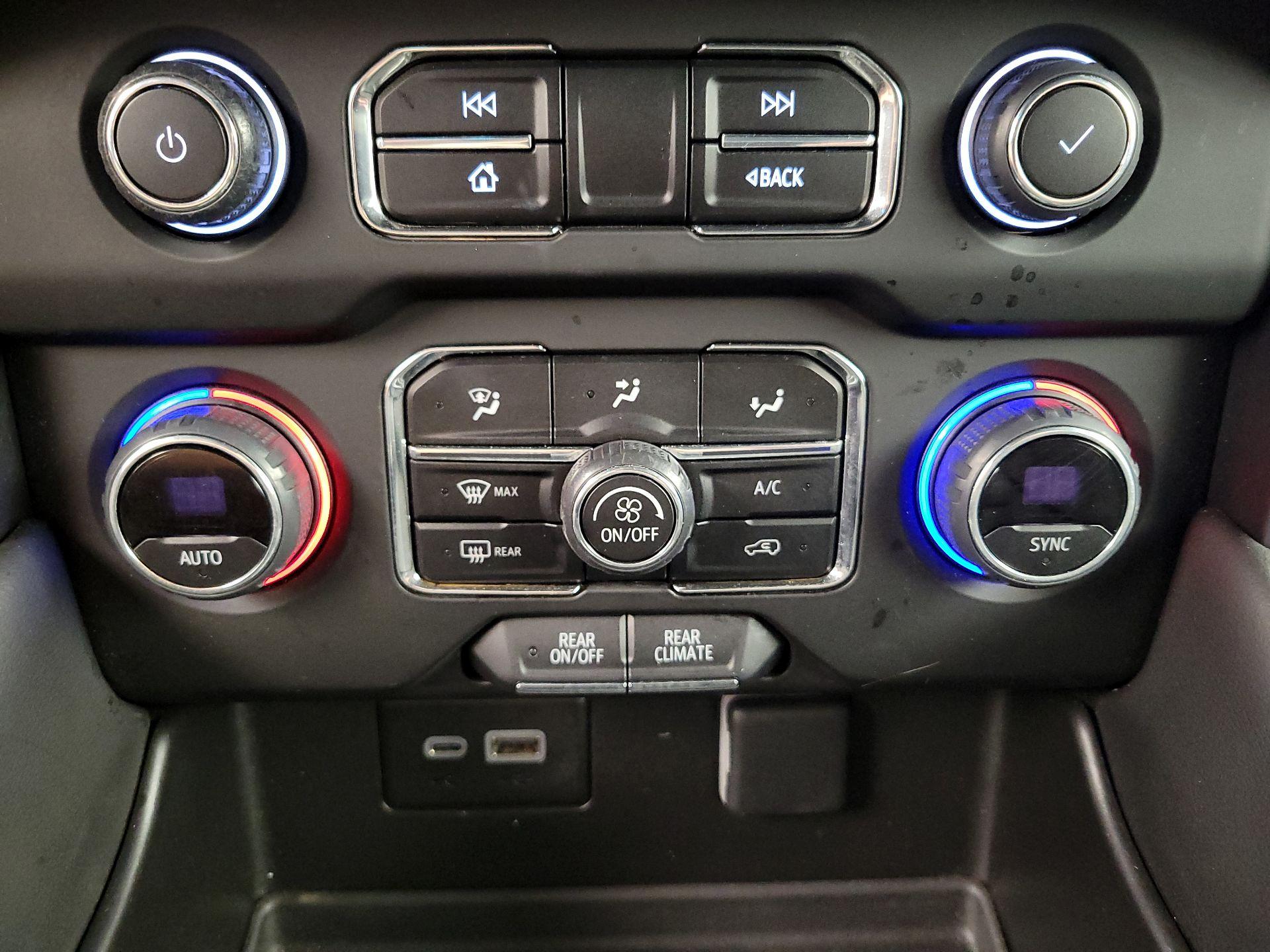 Thumbnail: 2023 Chevrolet Suburban - 16