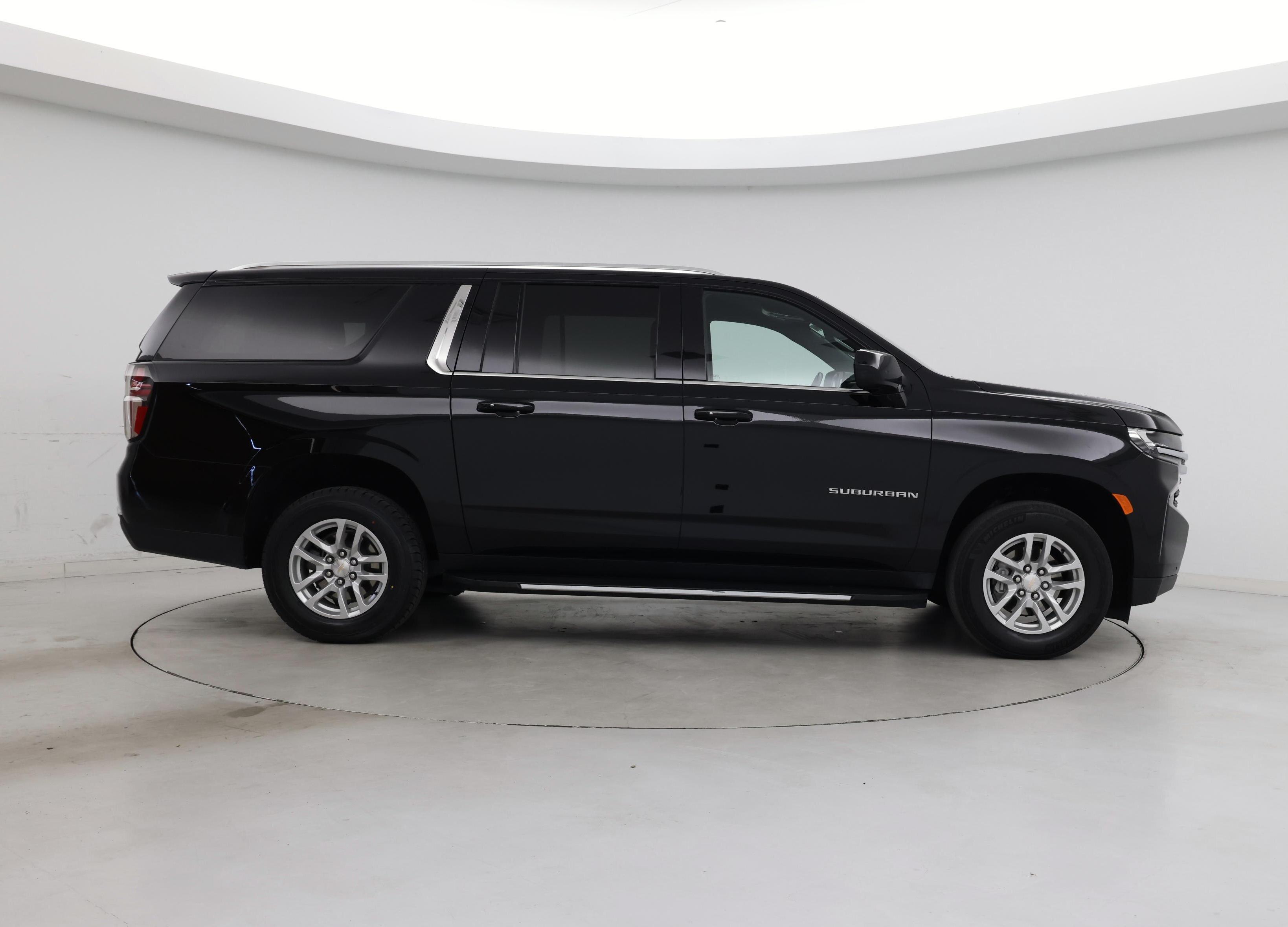 Thumbnail: 2023 Chevrolet Suburban - 7