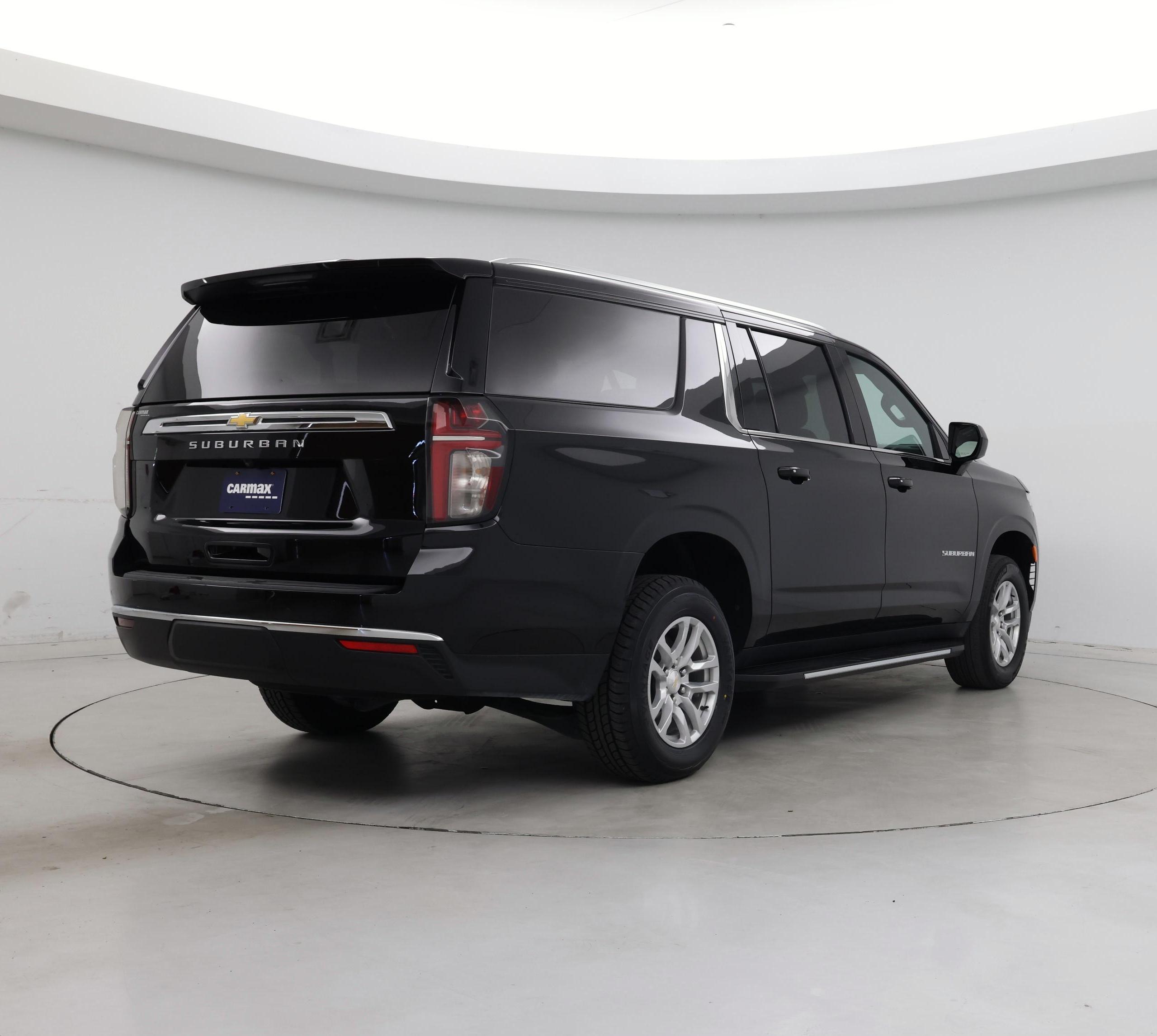 Thumbnail: 2023 Chevrolet Suburban - 8