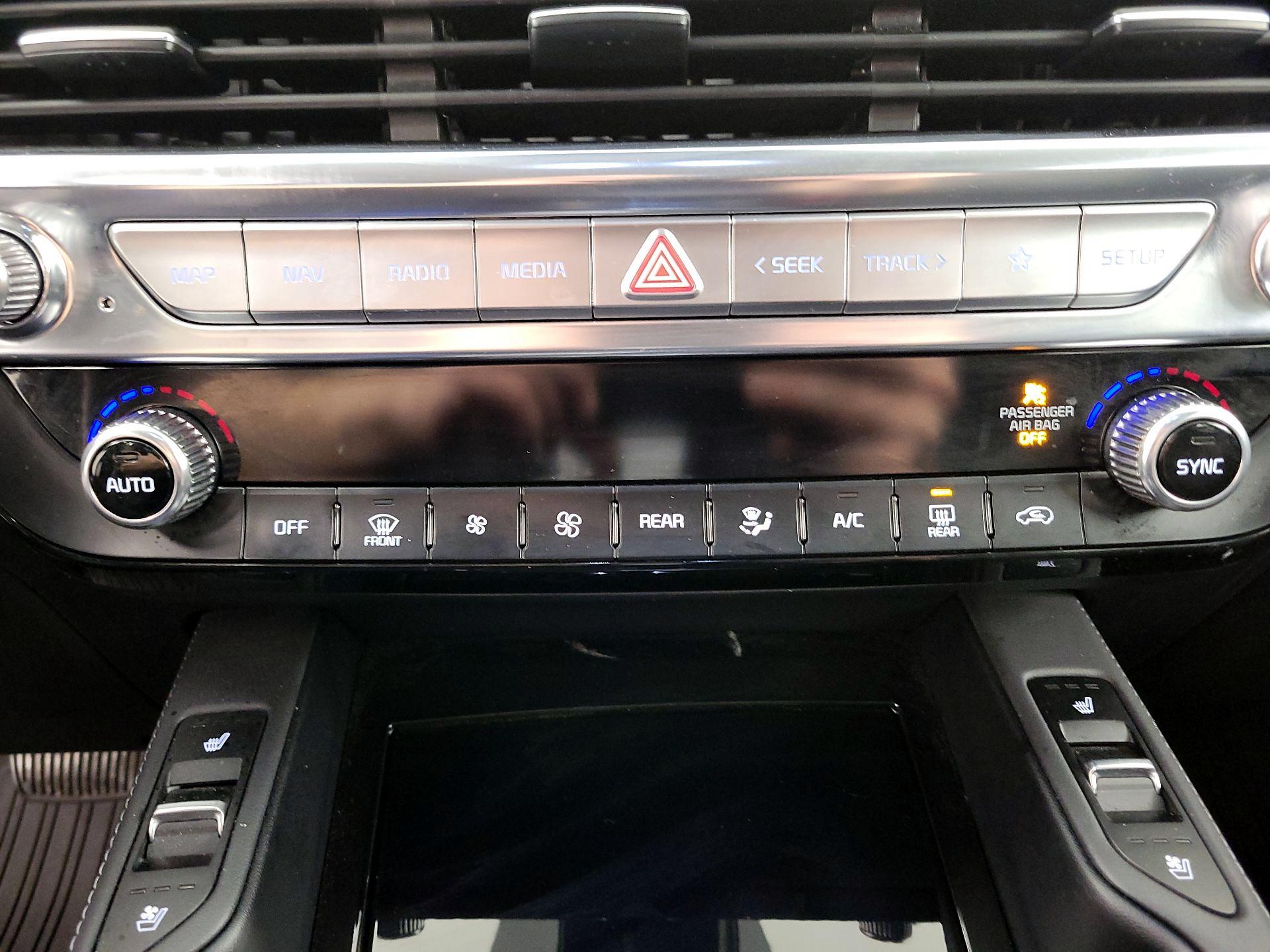 Thumbnail: 2022 Kia Telluride - 17