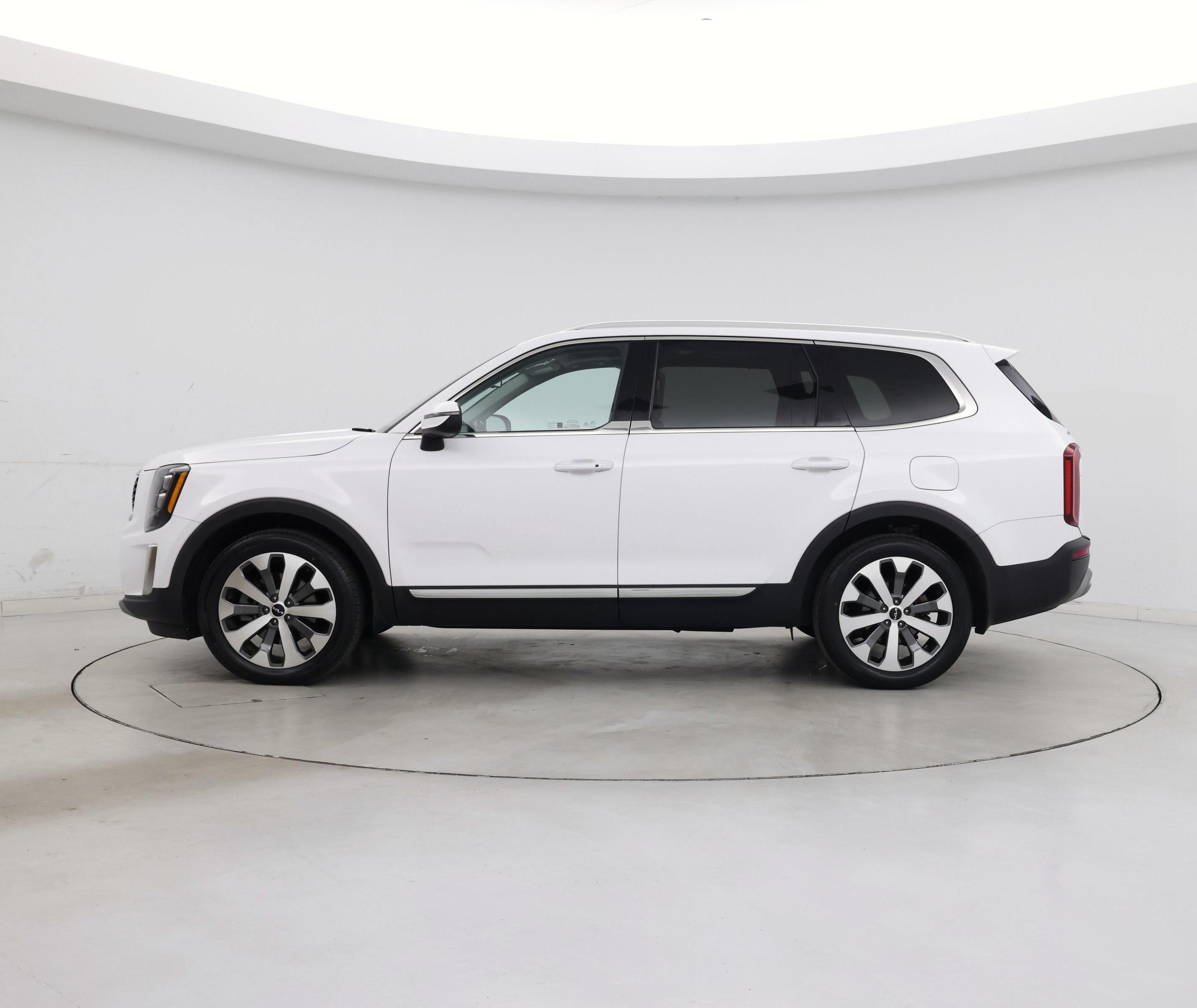 Thumbnail: 2022 Kia Telluride - 3