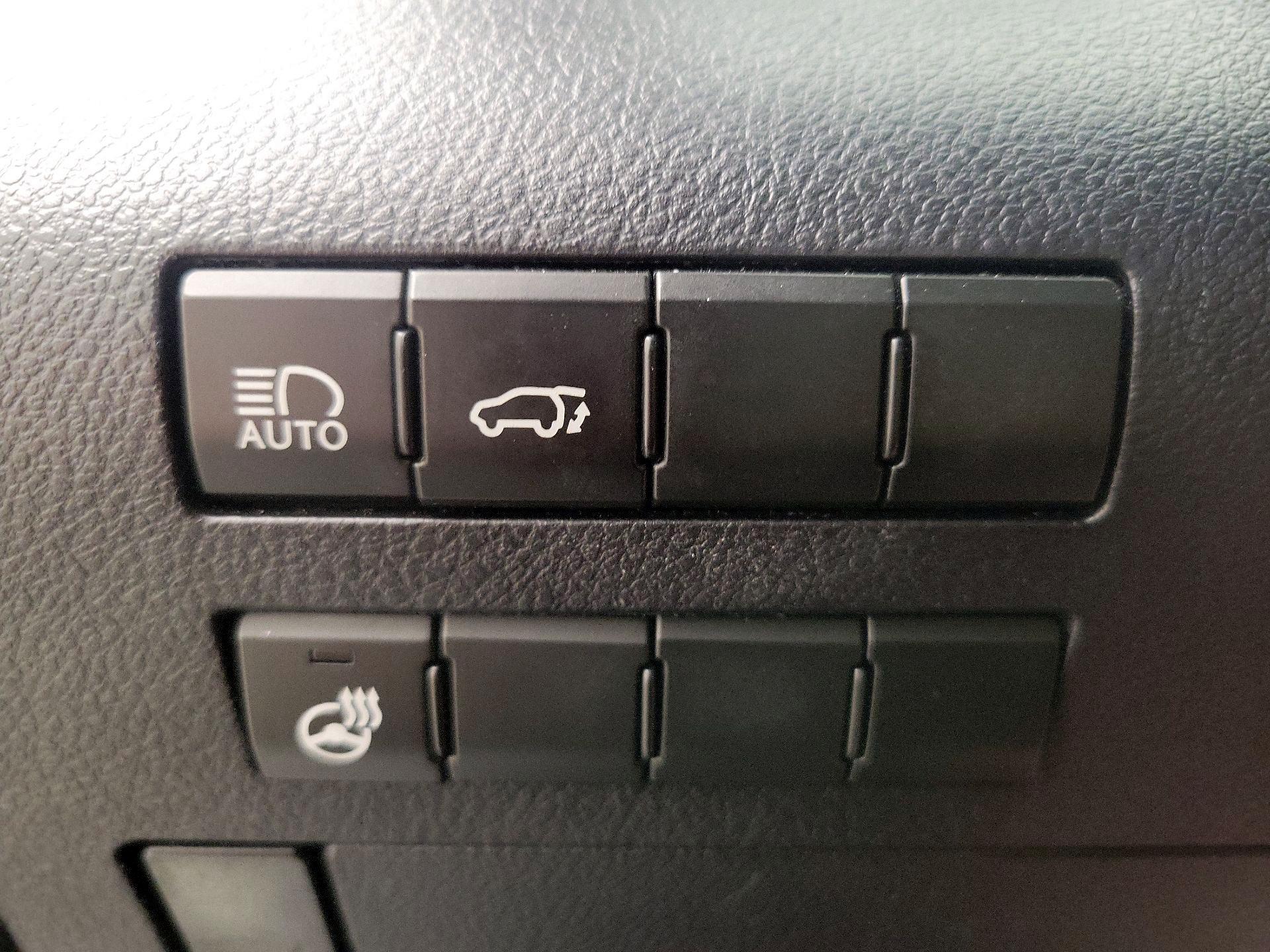 Thumbnail: 2017 Lexus RX - 13