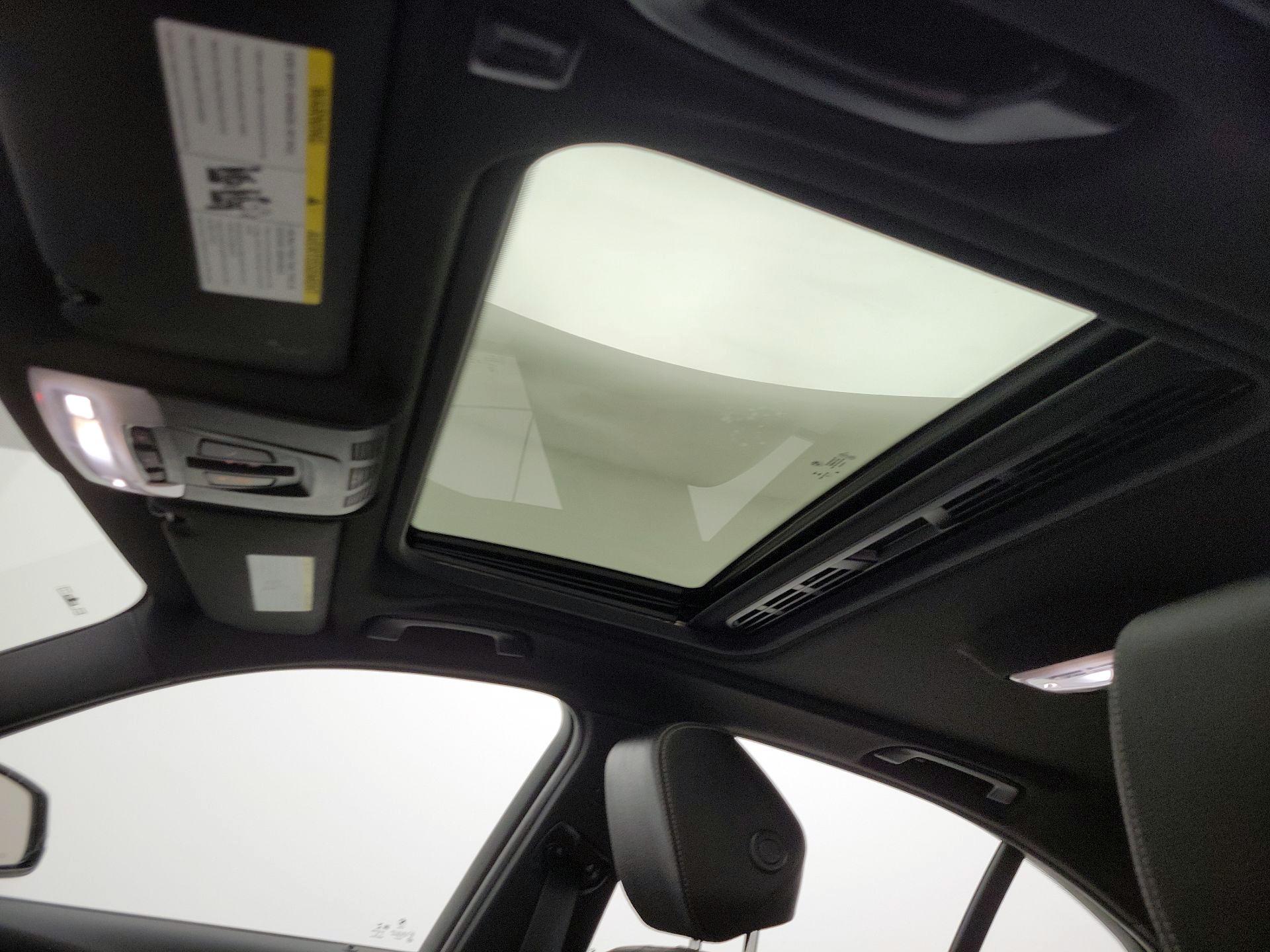 Thumbnail: 2018 BMW 3 Series - 18