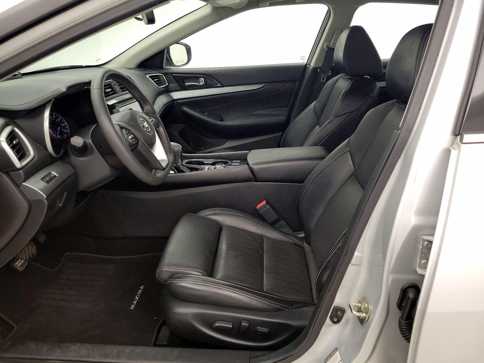 Thumbnail: 2016 Nissan Maxima - 11