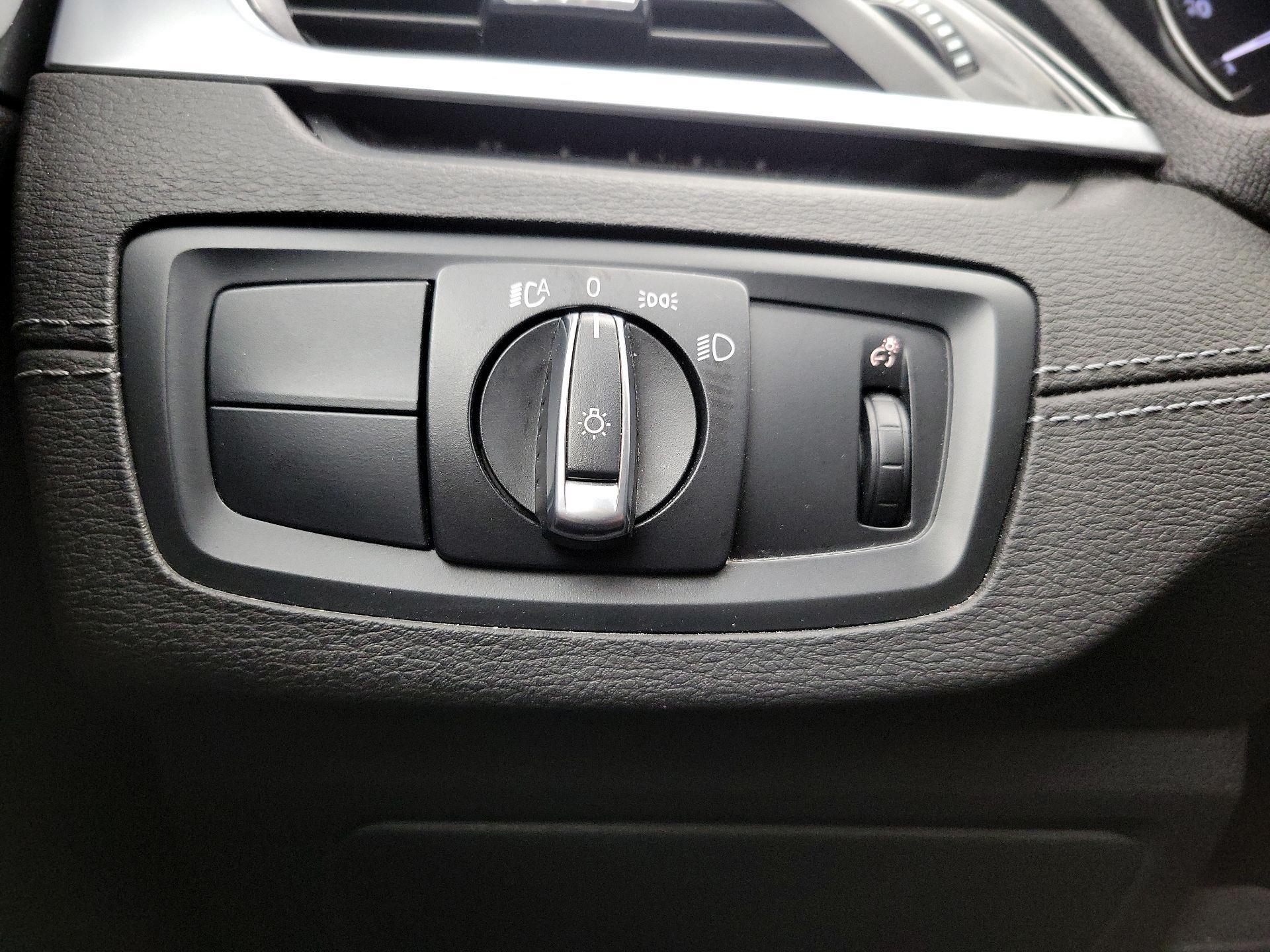 Thumbnail: 2021 BMW X1 - 13