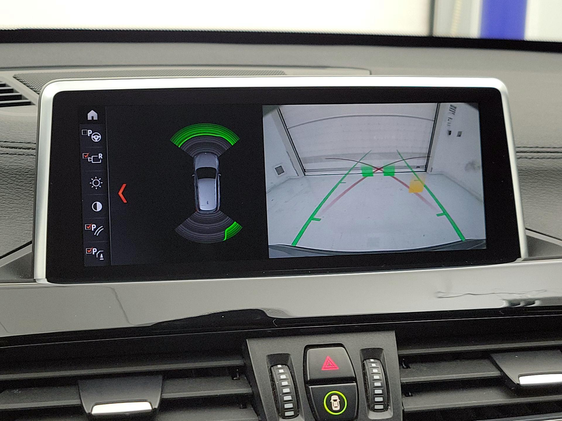 Thumbnail: 2021 BMW X1 - 15