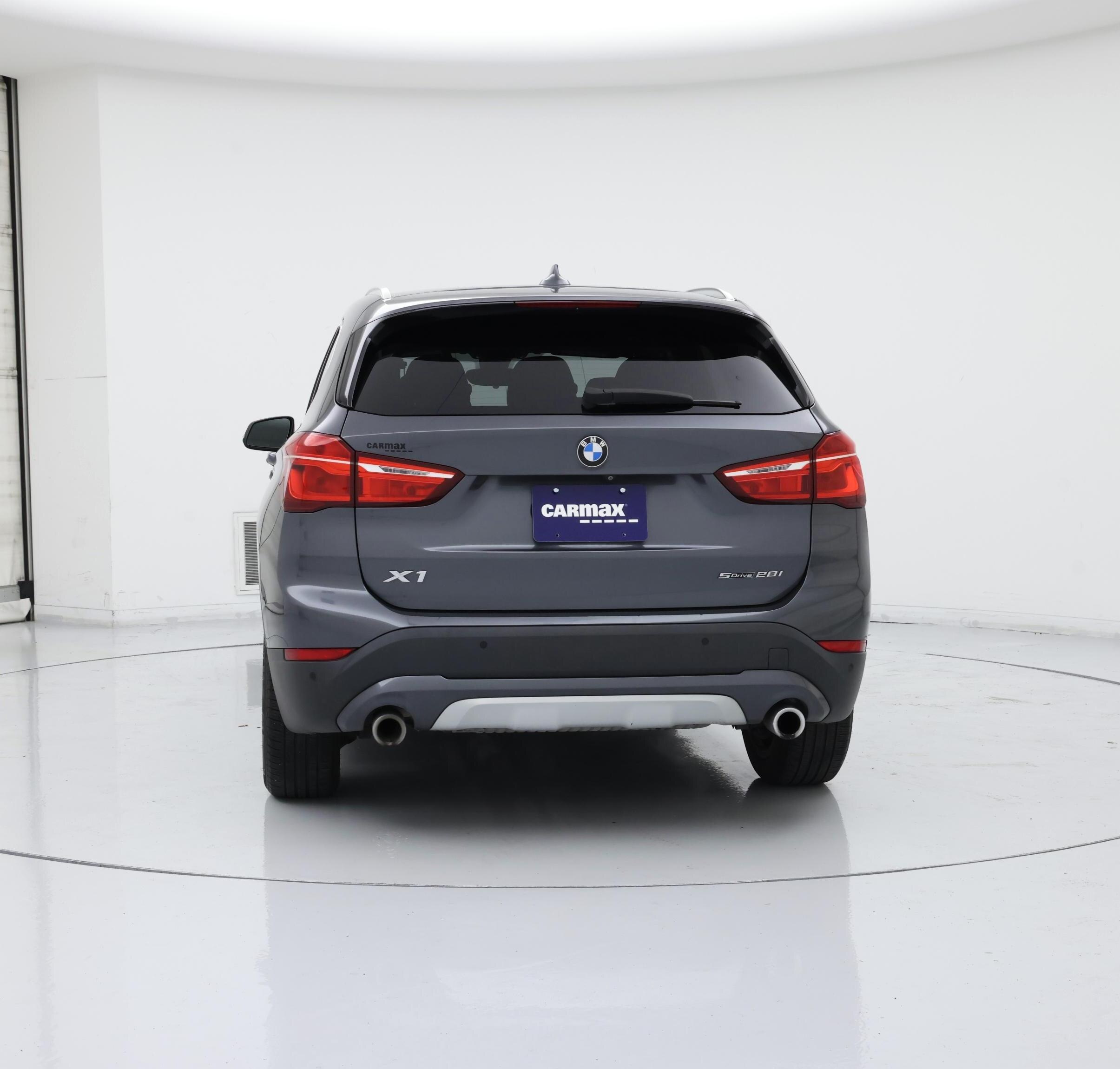 Thumbnail: 2021 BMW X1 - 6