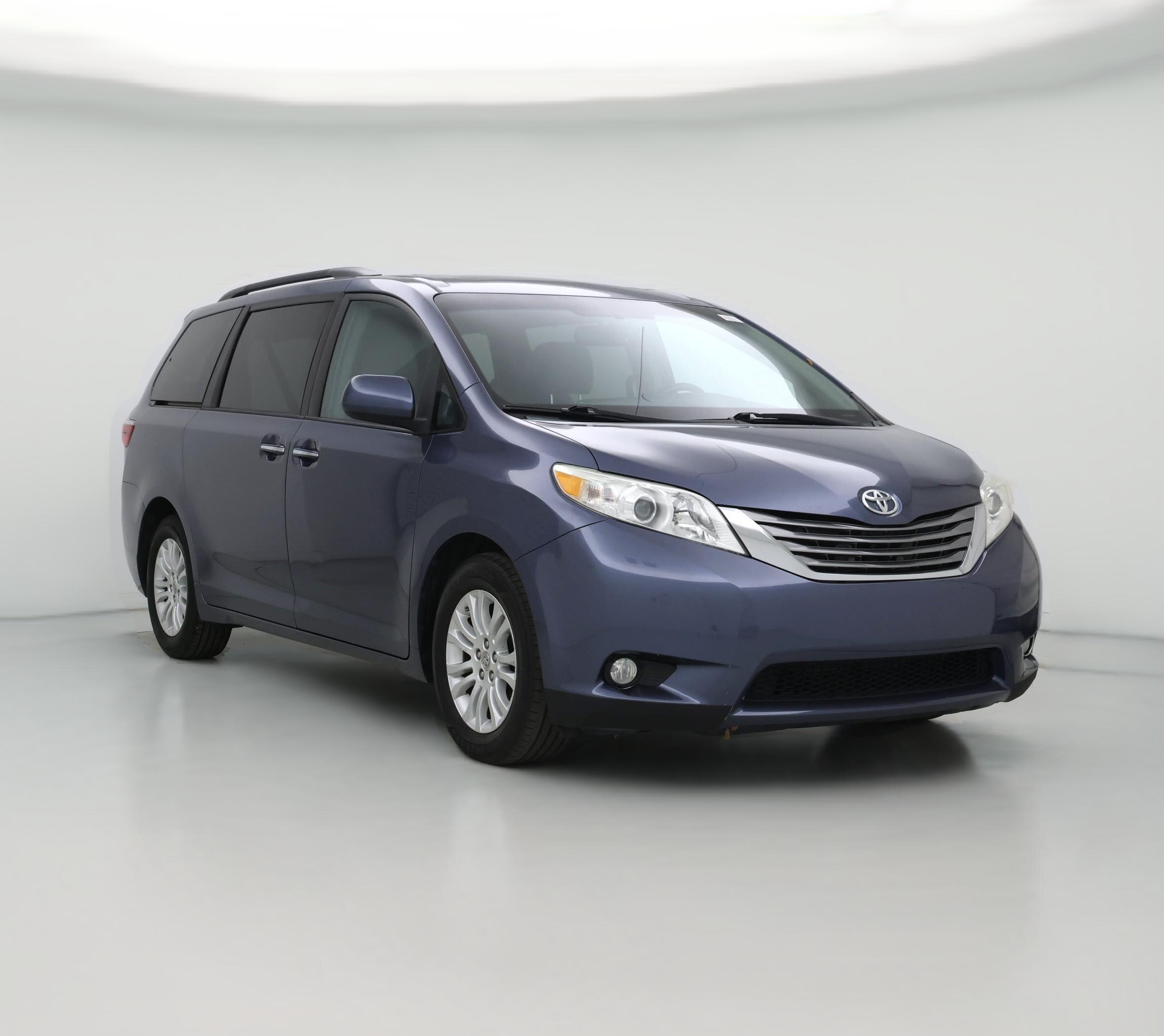Thumbnail: 2015 Toyota Sienna - 1