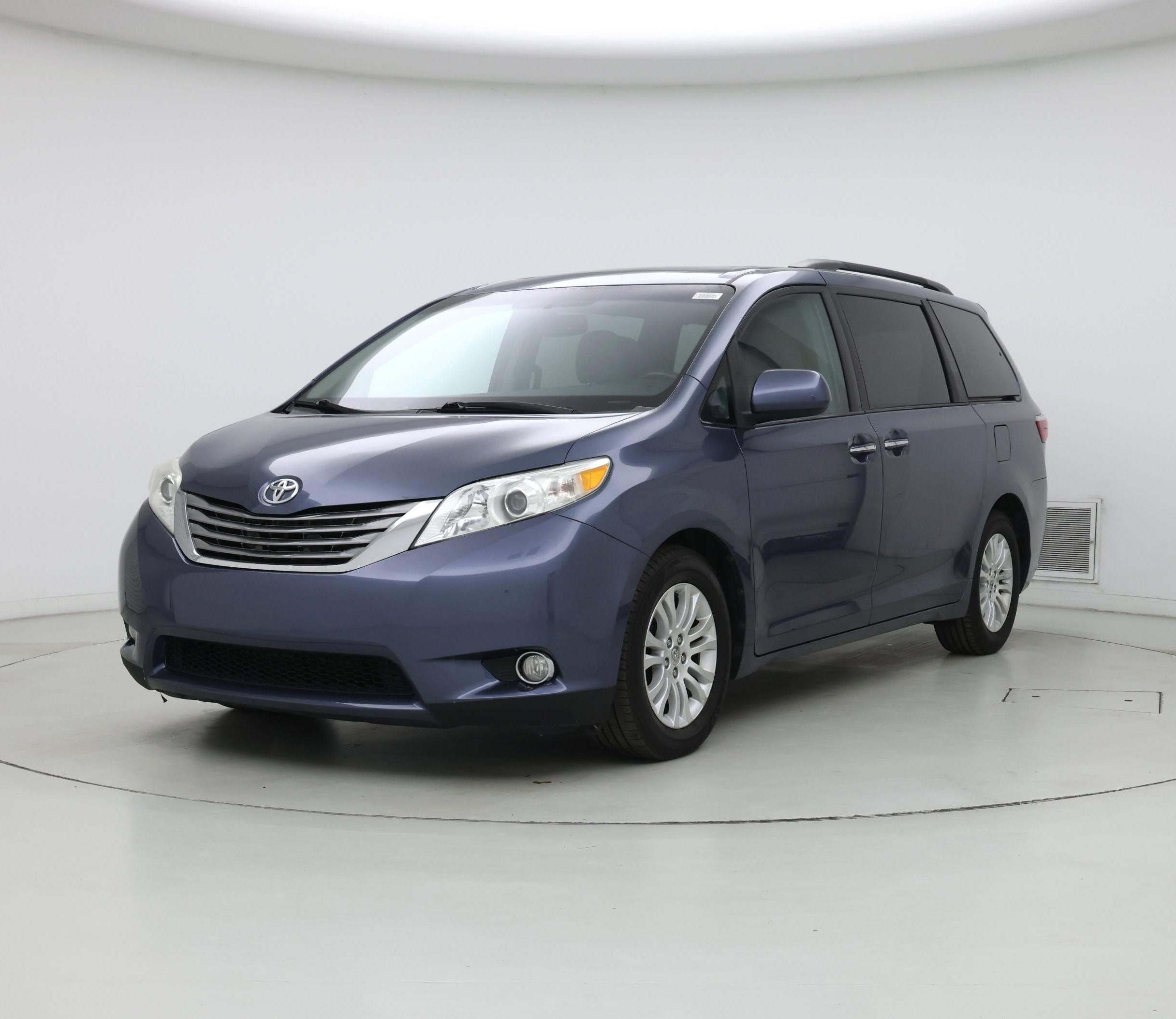 Thumbnail: 2015 Toyota Sienna - 4