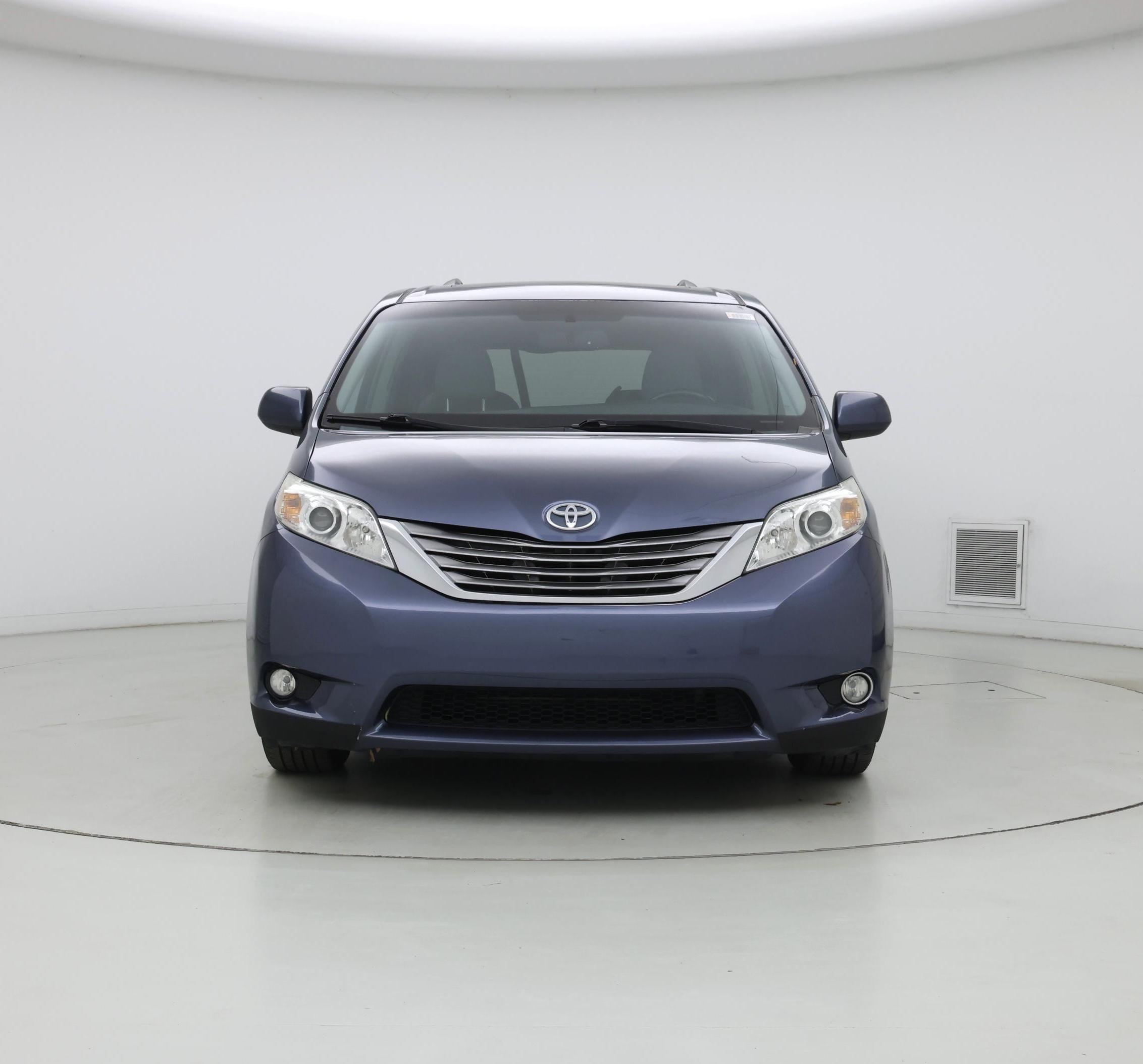Thumbnail: 2015 Toyota Sienna - 5