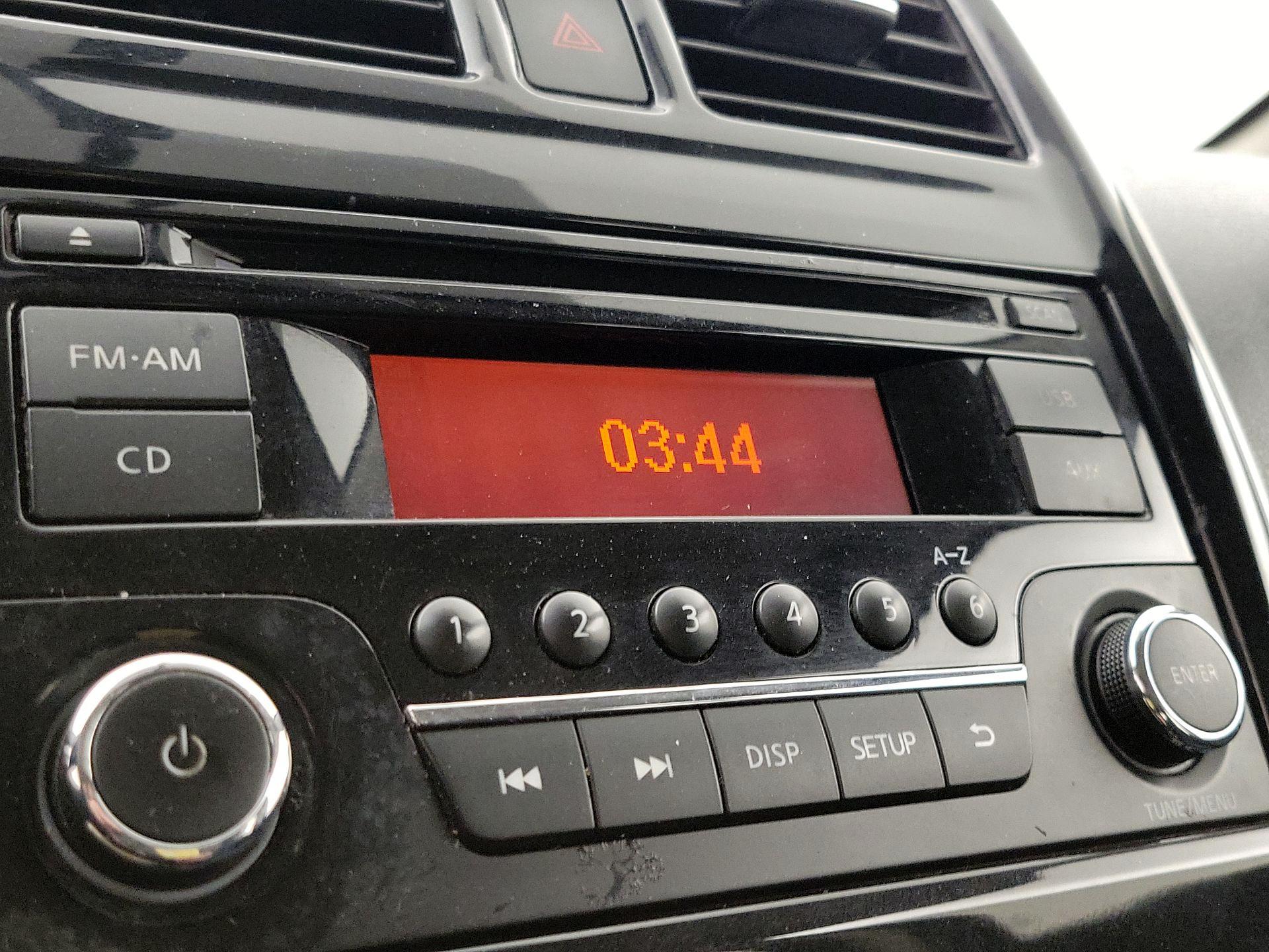 Thumbnail: 2015 Nissan Versa Note - 14