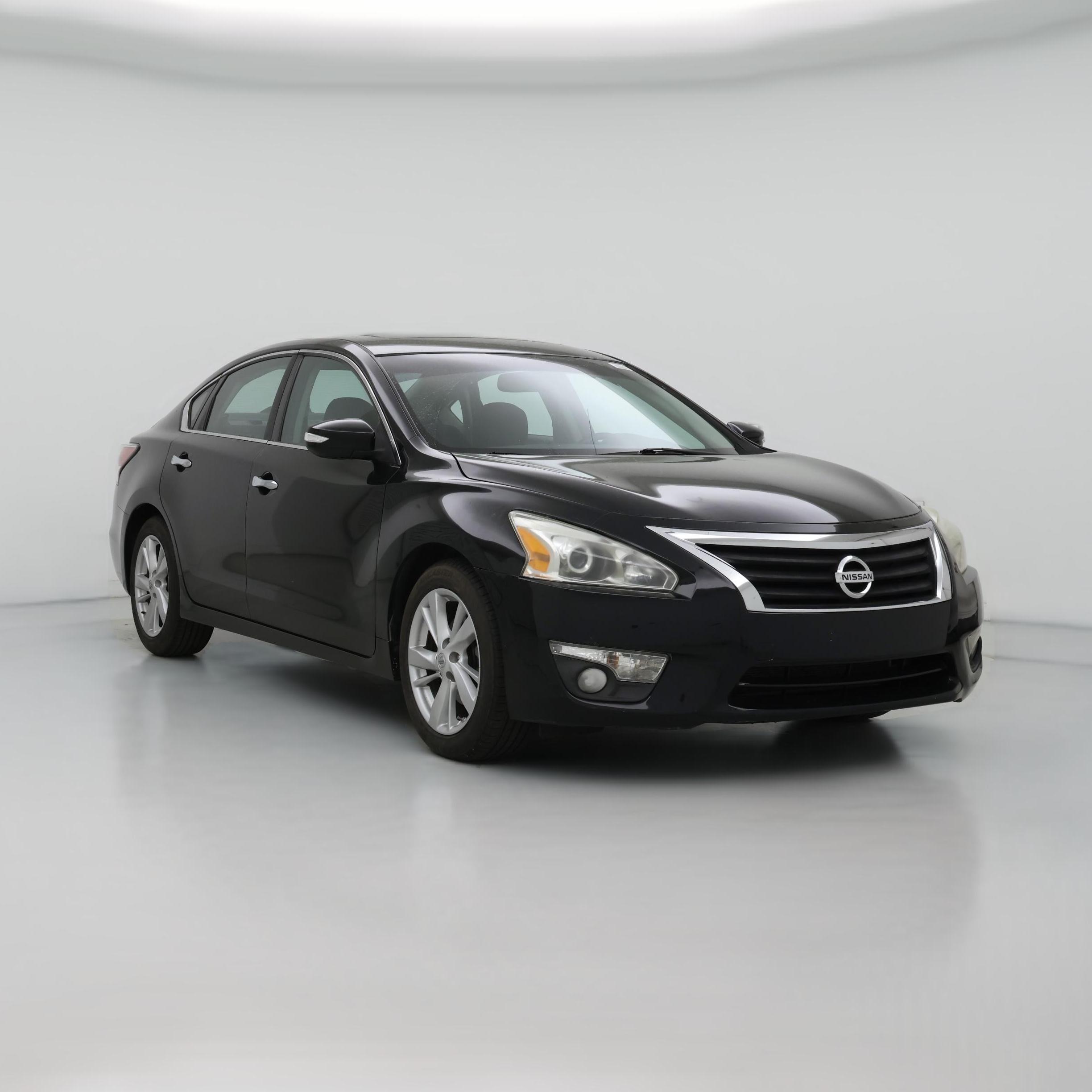 Thumbnail: 2015 Nissan Altima - 1