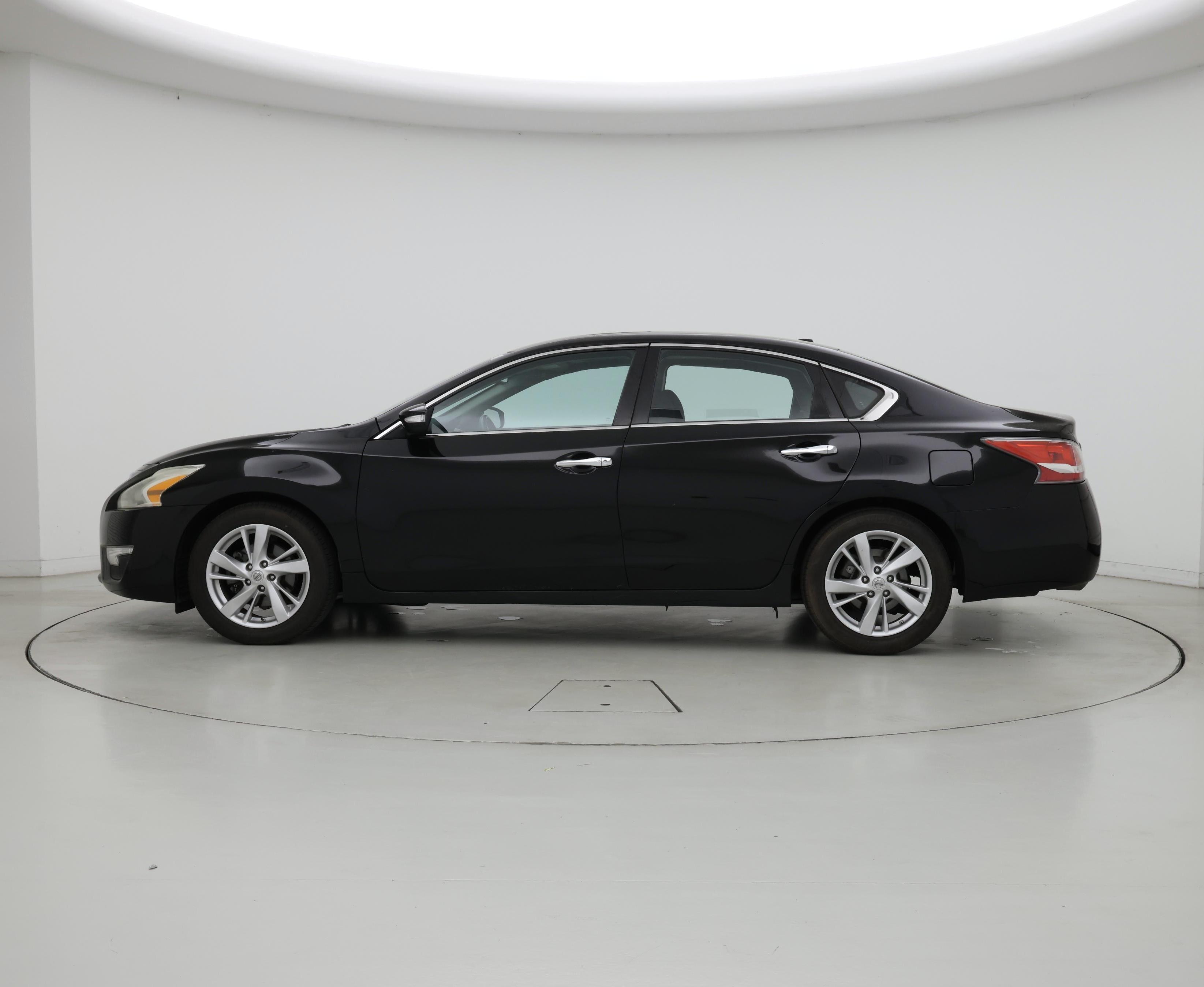 Thumbnail: 2015 Nissan Altima - 3