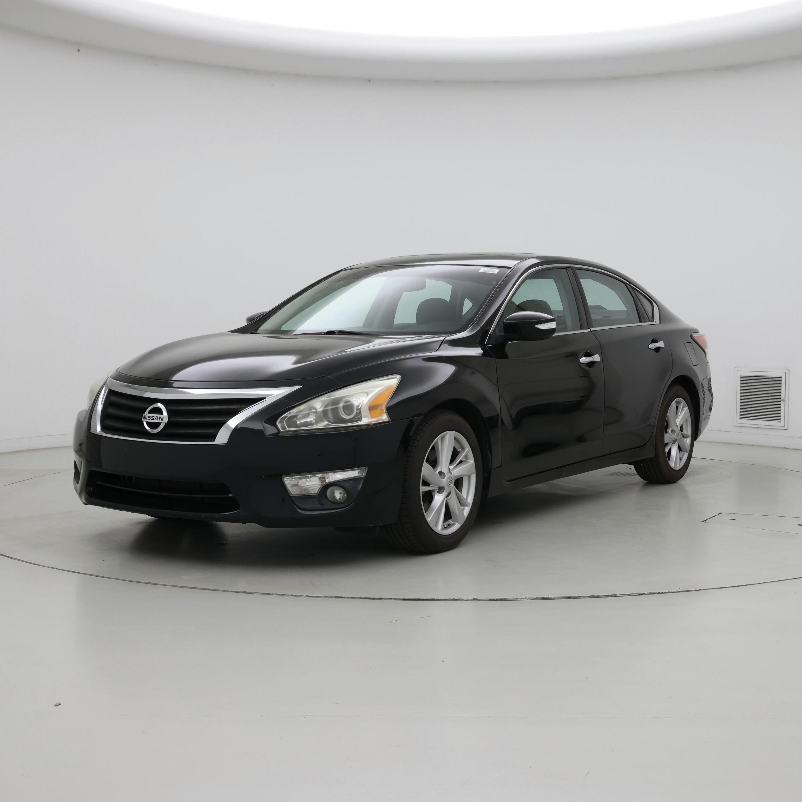 Thumbnail: 2015 Nissan Altima - 4