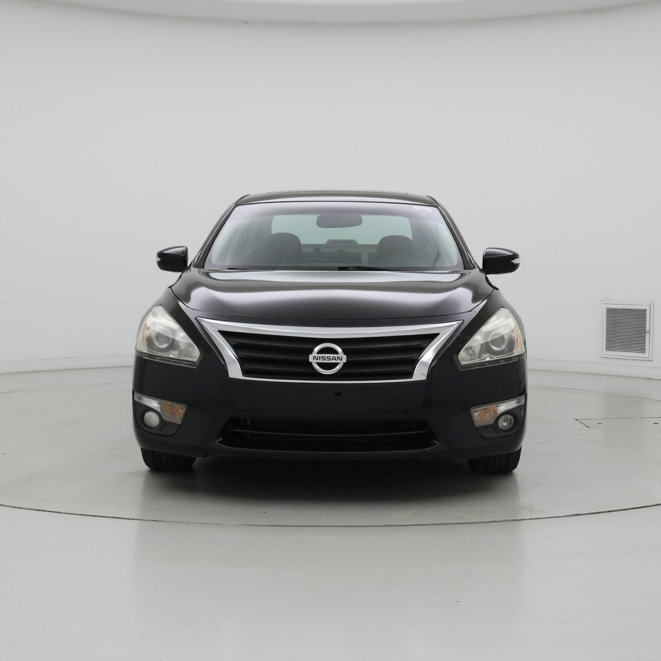 Thumbnail: 2015 Nissan Altima - 5