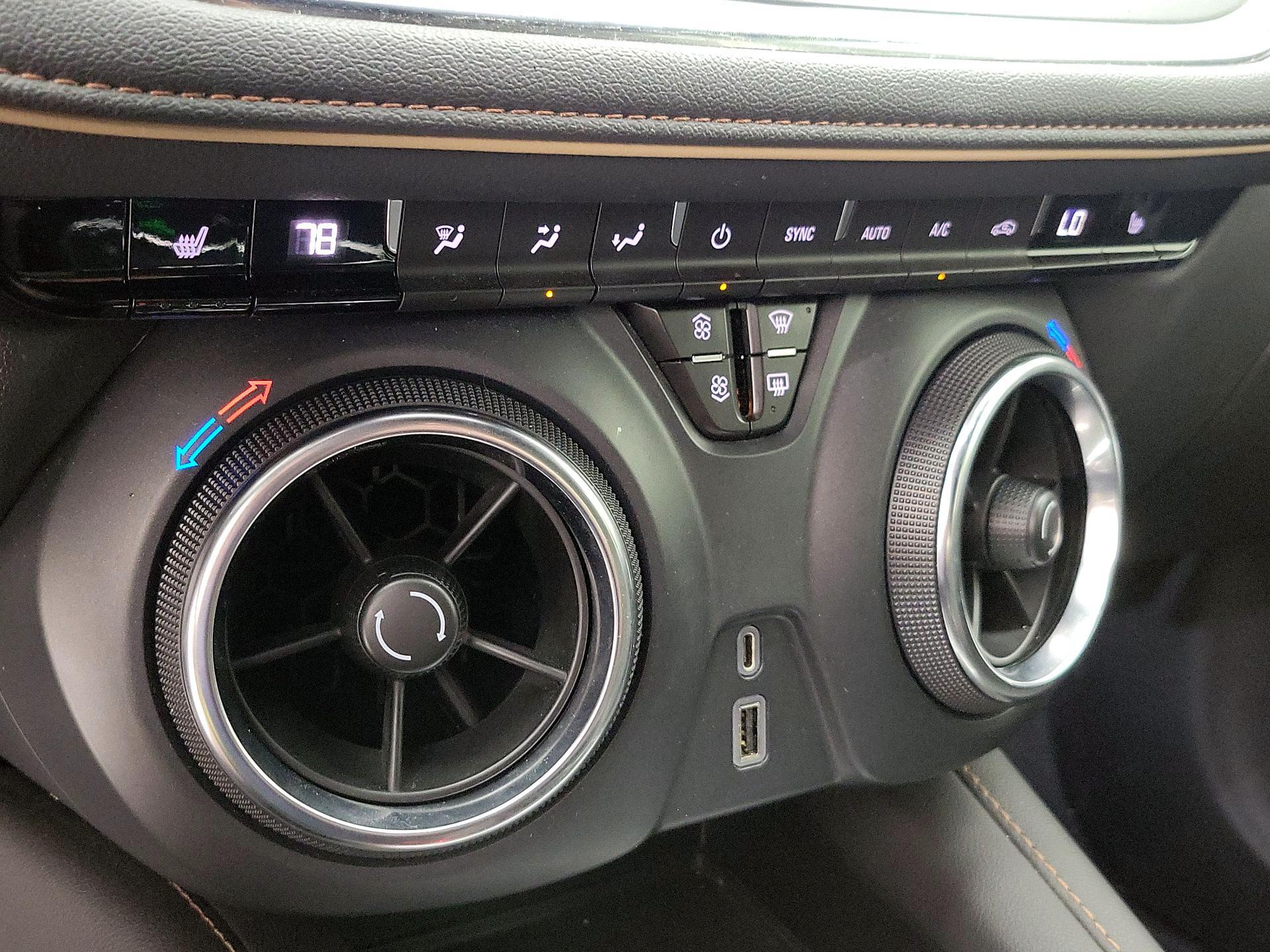 Thumbnail: 2022 Chevrolet Blazer - 16