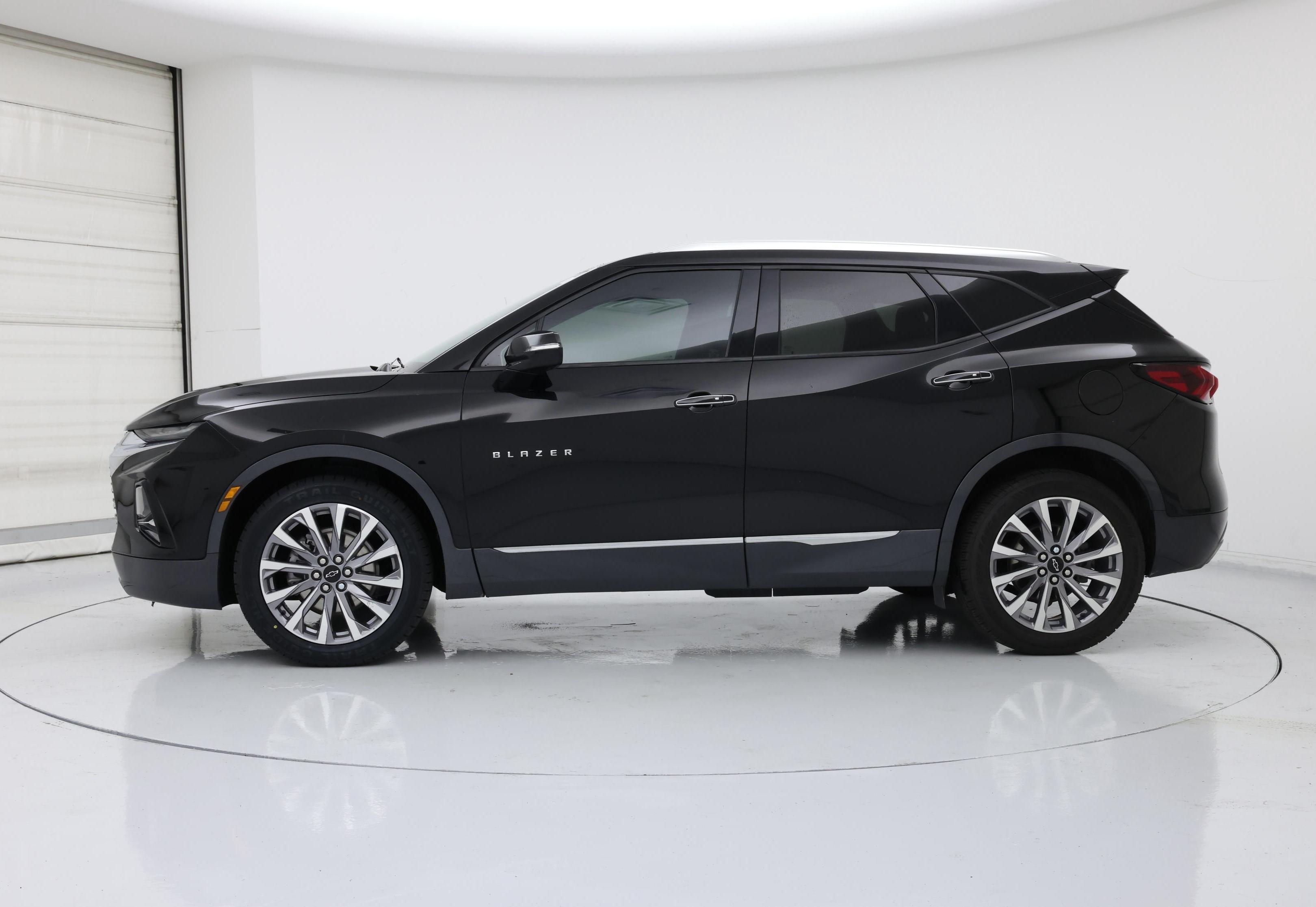 Thumbnail: 2022 Chevrolet Blazer - 3