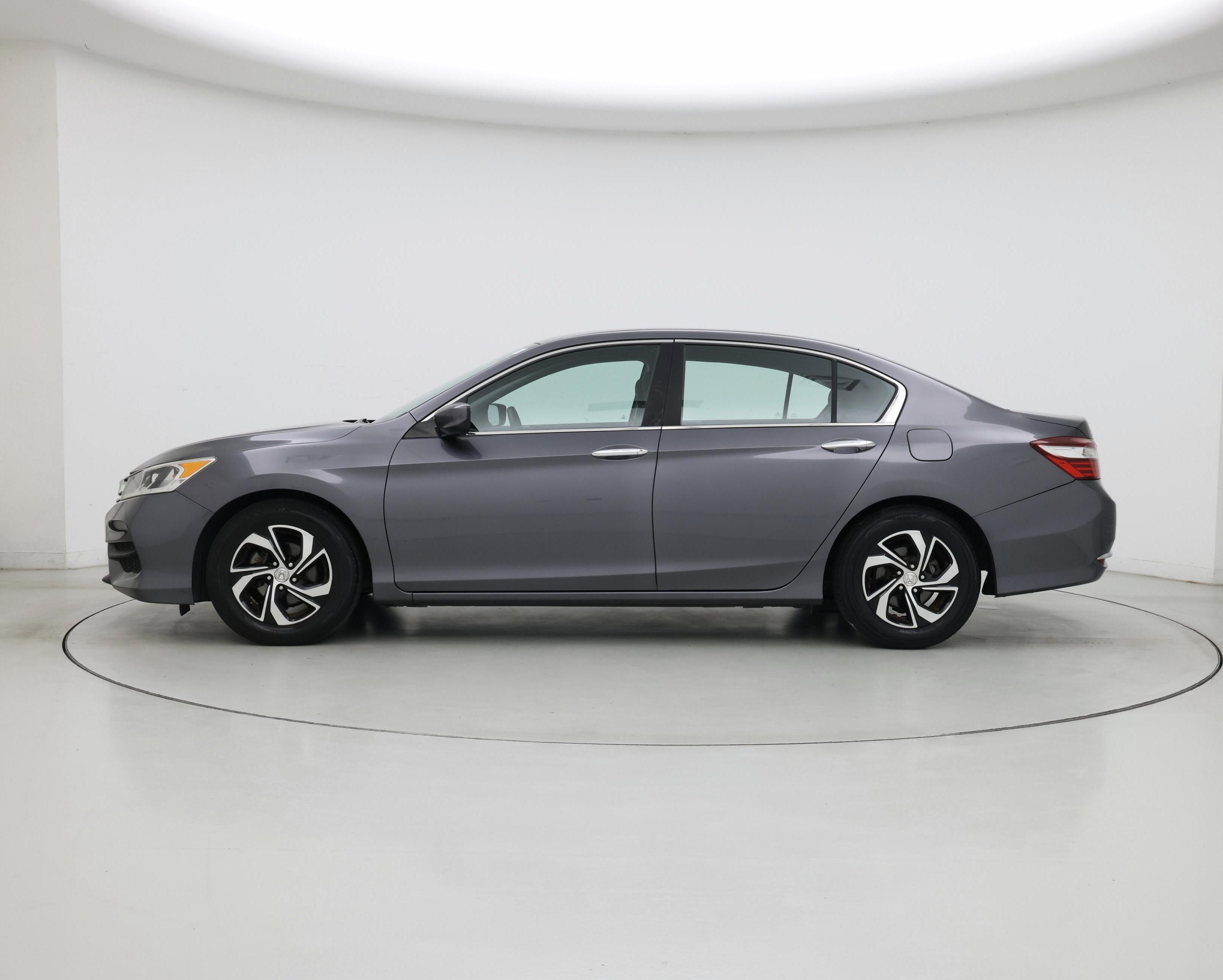 Thumbnail: 2017 Honda Accord - 3