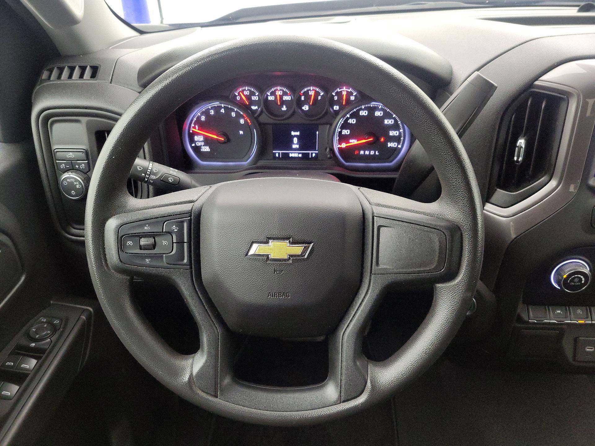 Thumbnail: 2023 Chevrolet Silverado 1500 - 10