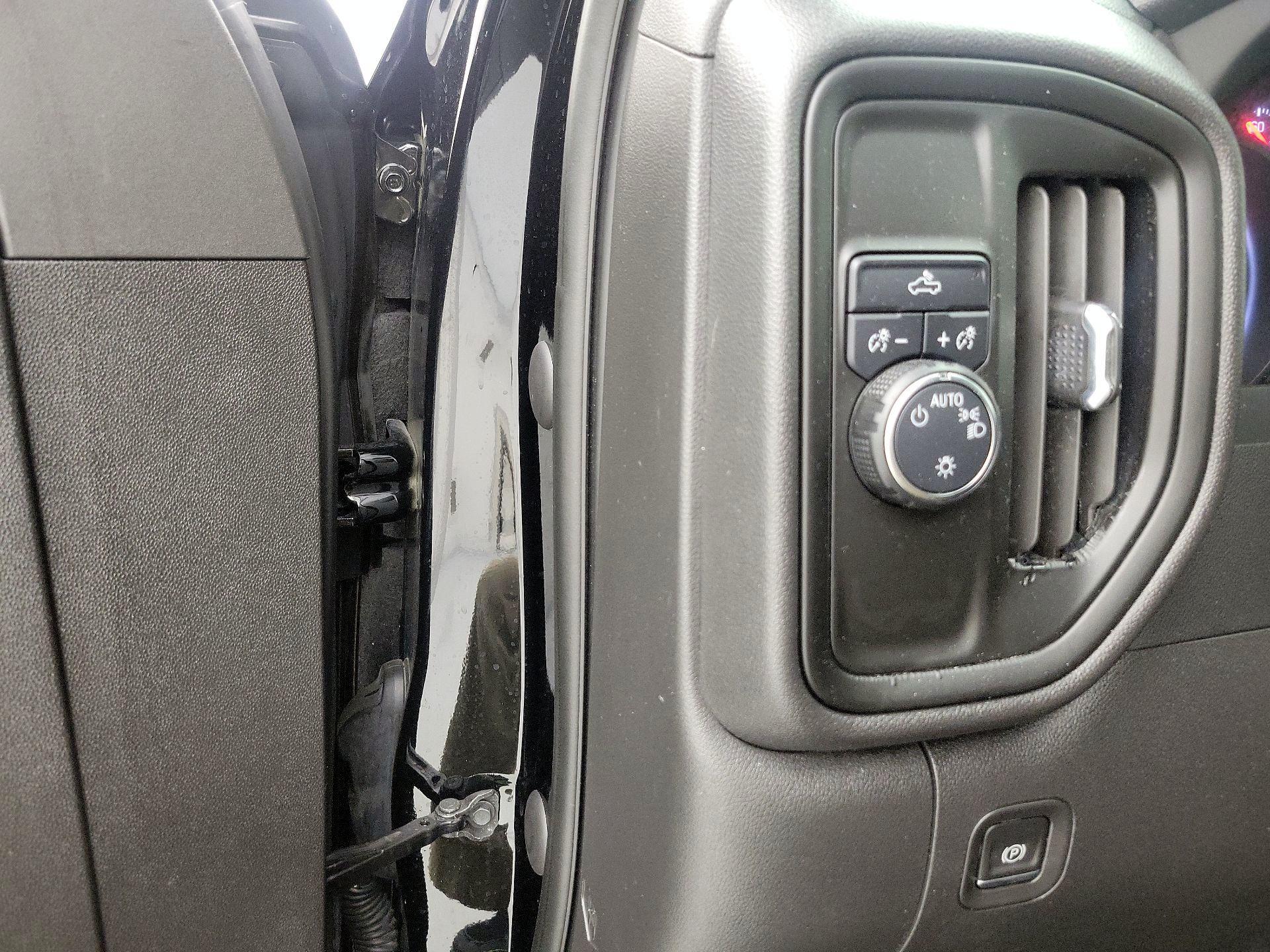 Thumbnail: 2023 Chevrolet Silverado 1500 - 13