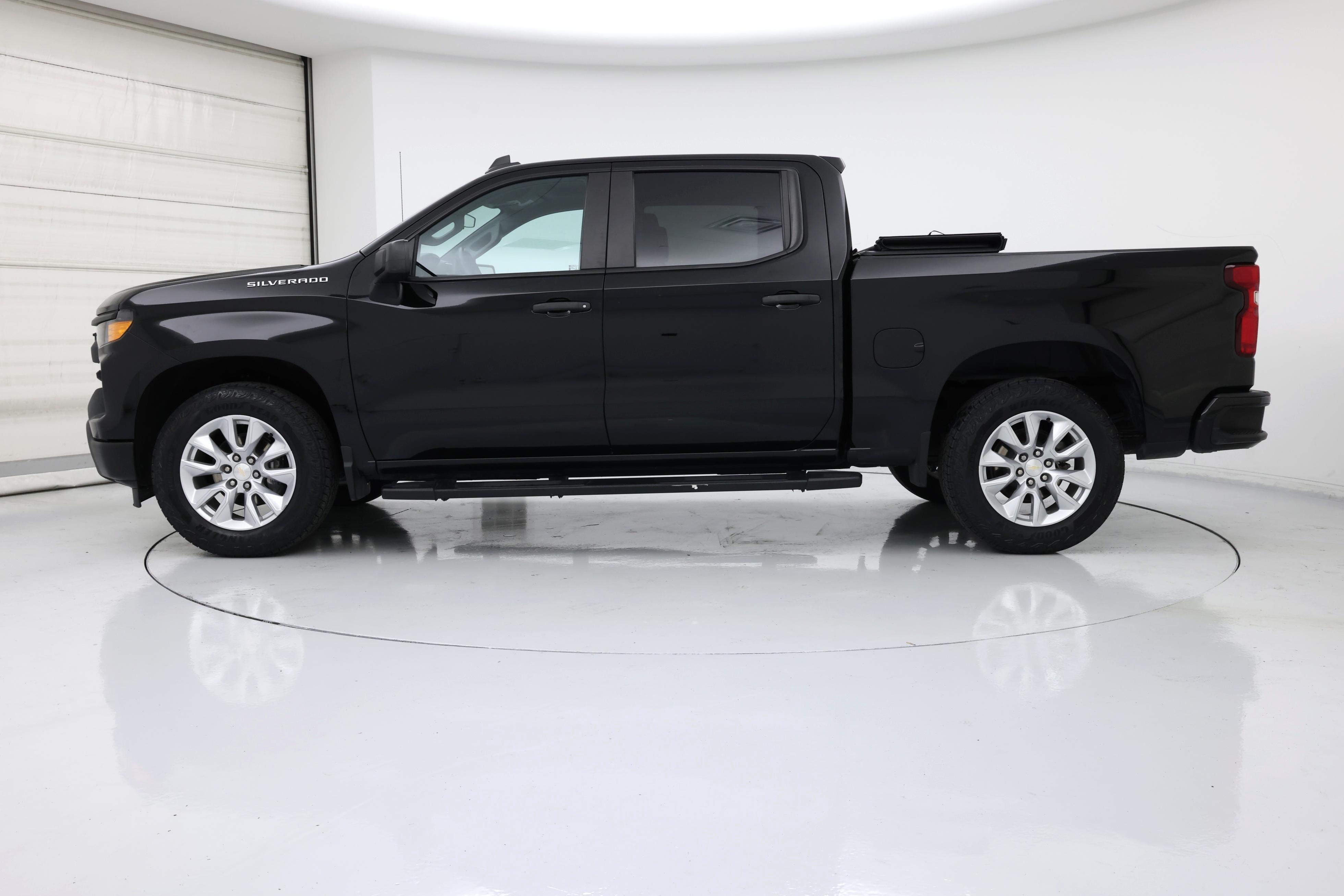 Thumbnail: 2023 Chevrolet Silverado 1500 - 3