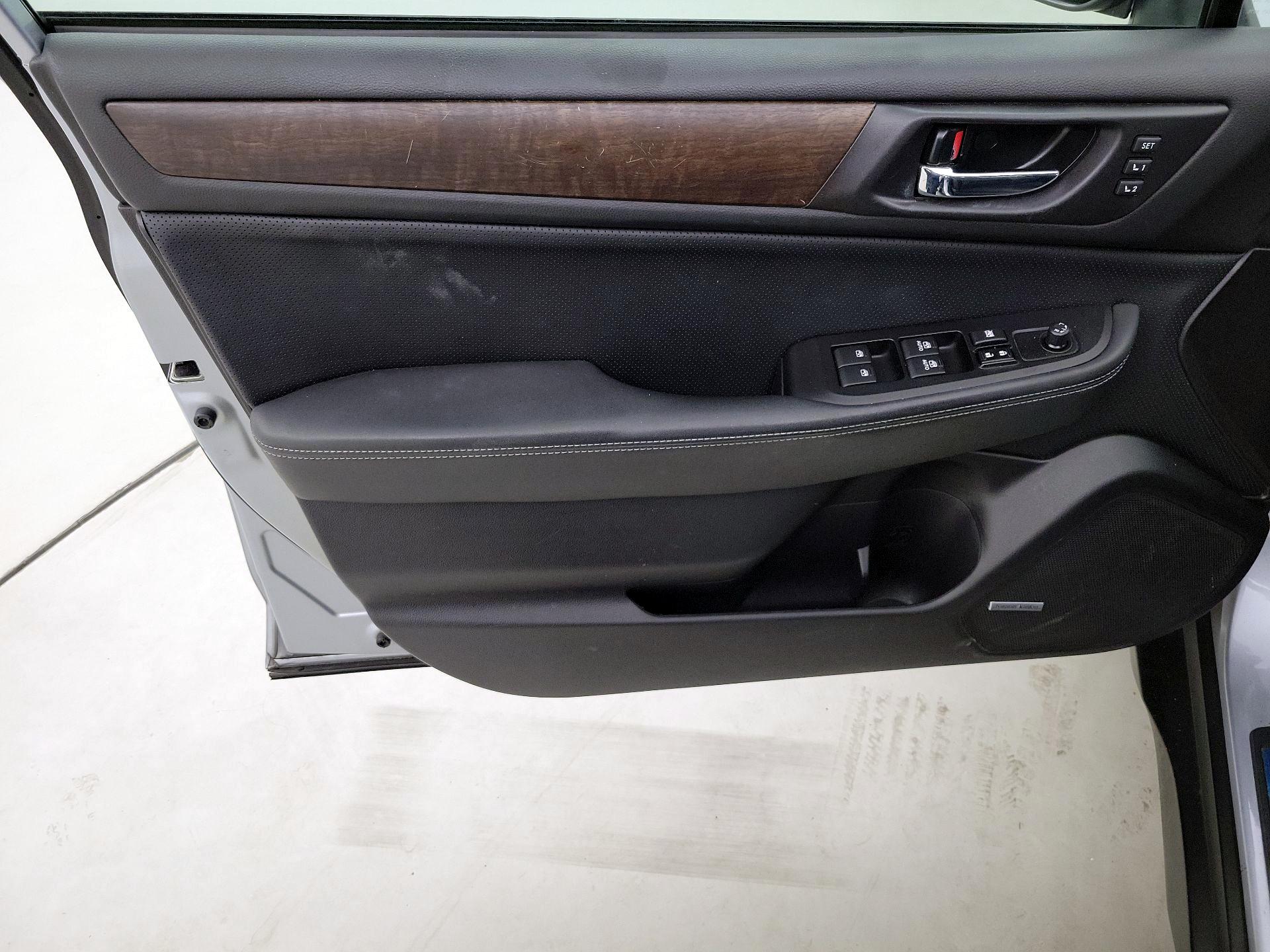 Thumbnail: 2017 Subaru Outback - 12