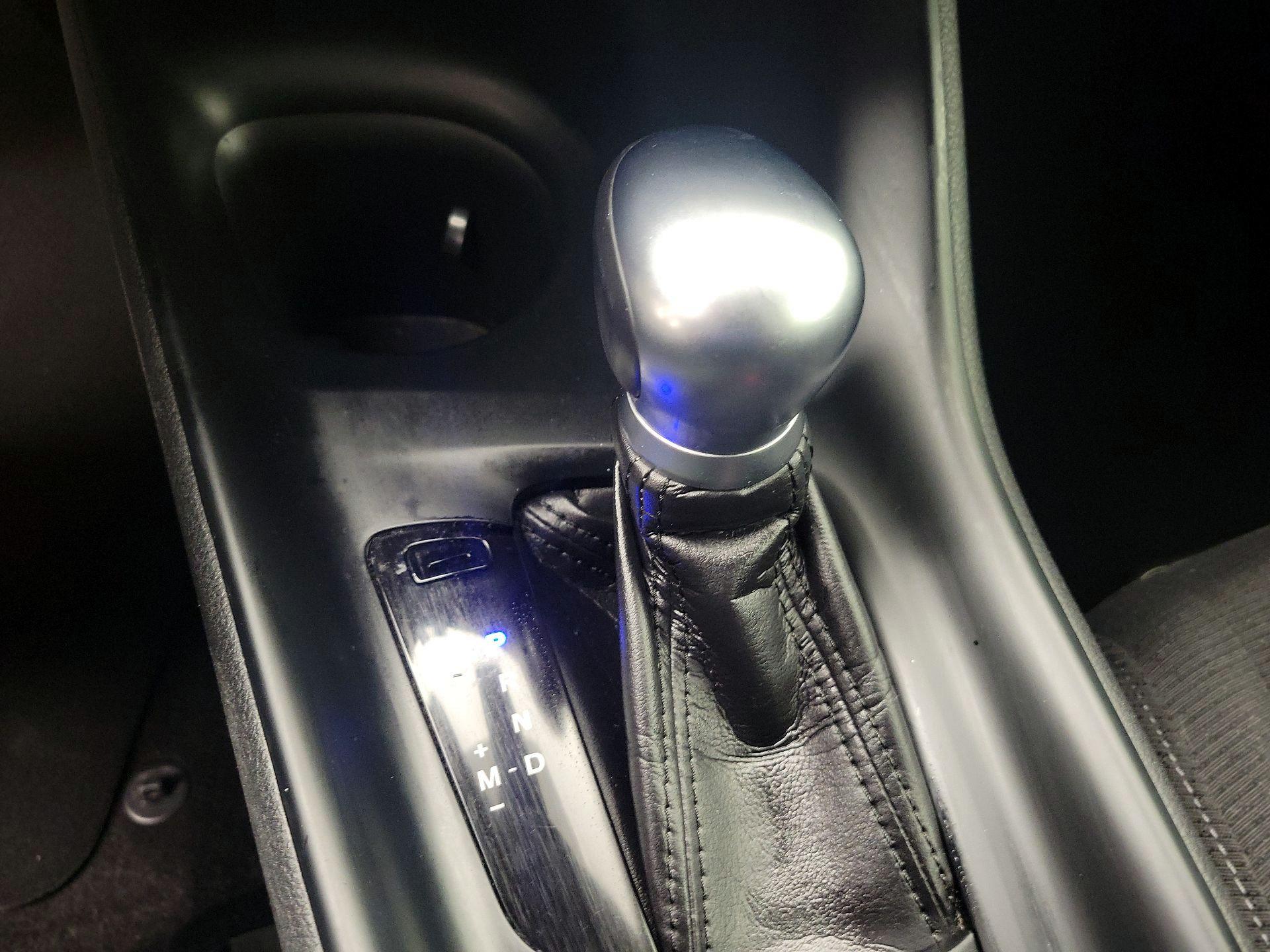 Thumbnail: 2018 Toyota C-HR - 17