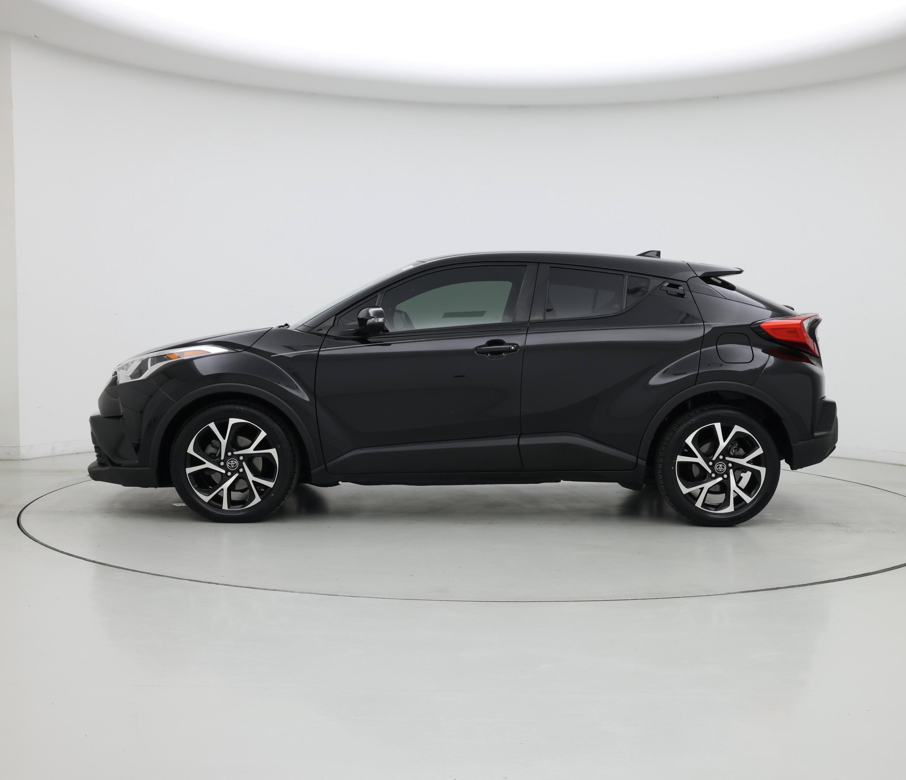 Thumbnail: 2018 Toyota C-HR - 3