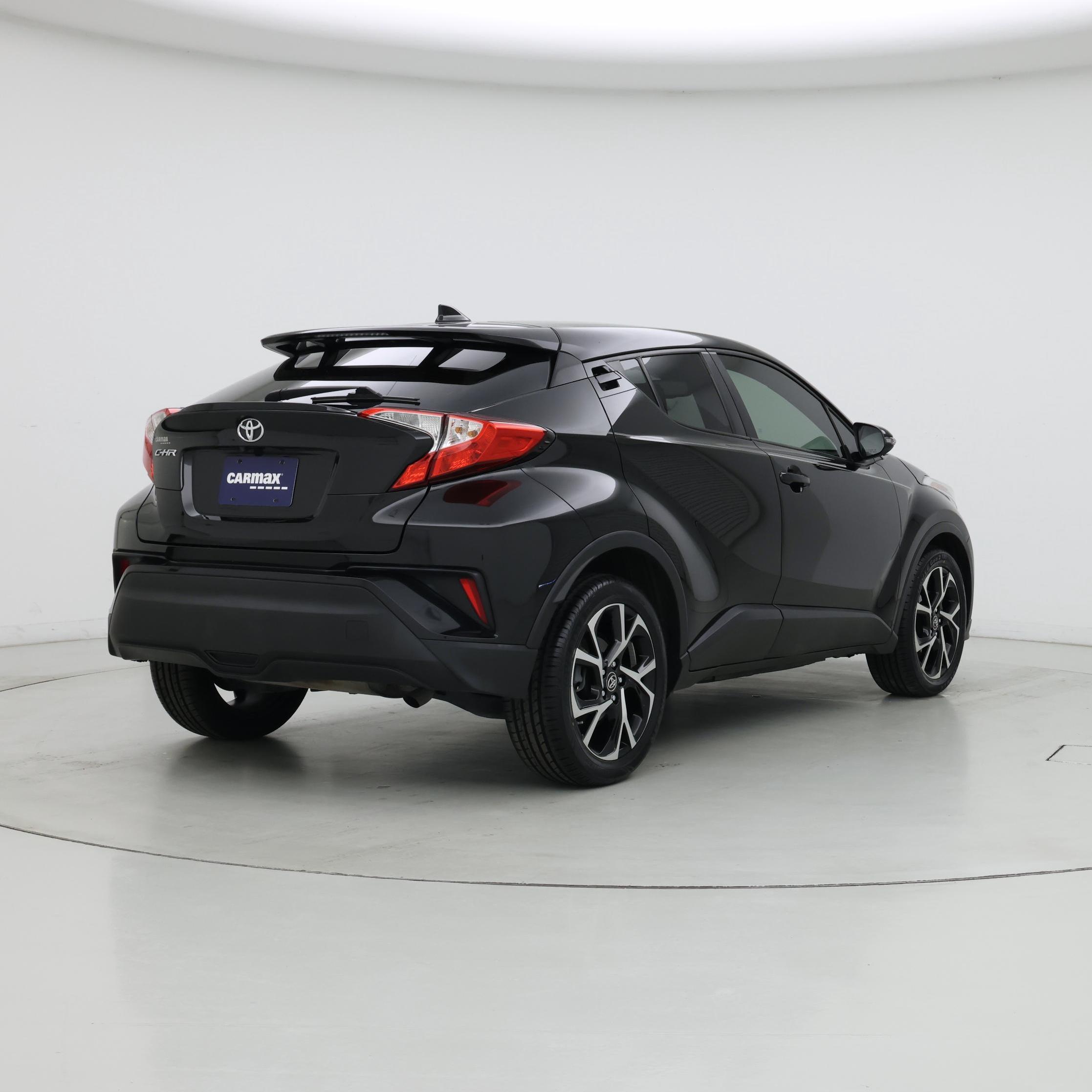 Thumbnail: 2018 Toyota C-HR - 8