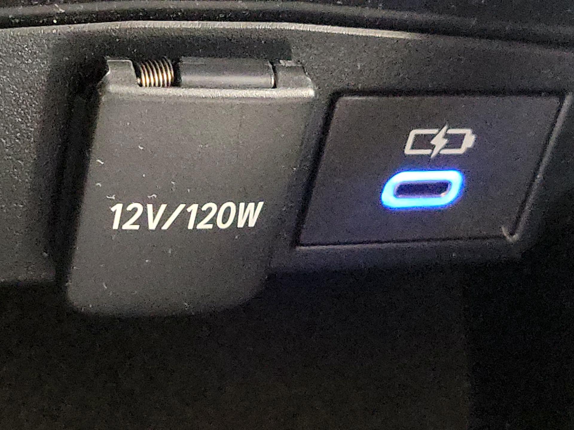 Thumbnail: 2022 Toyota Corolla - 18