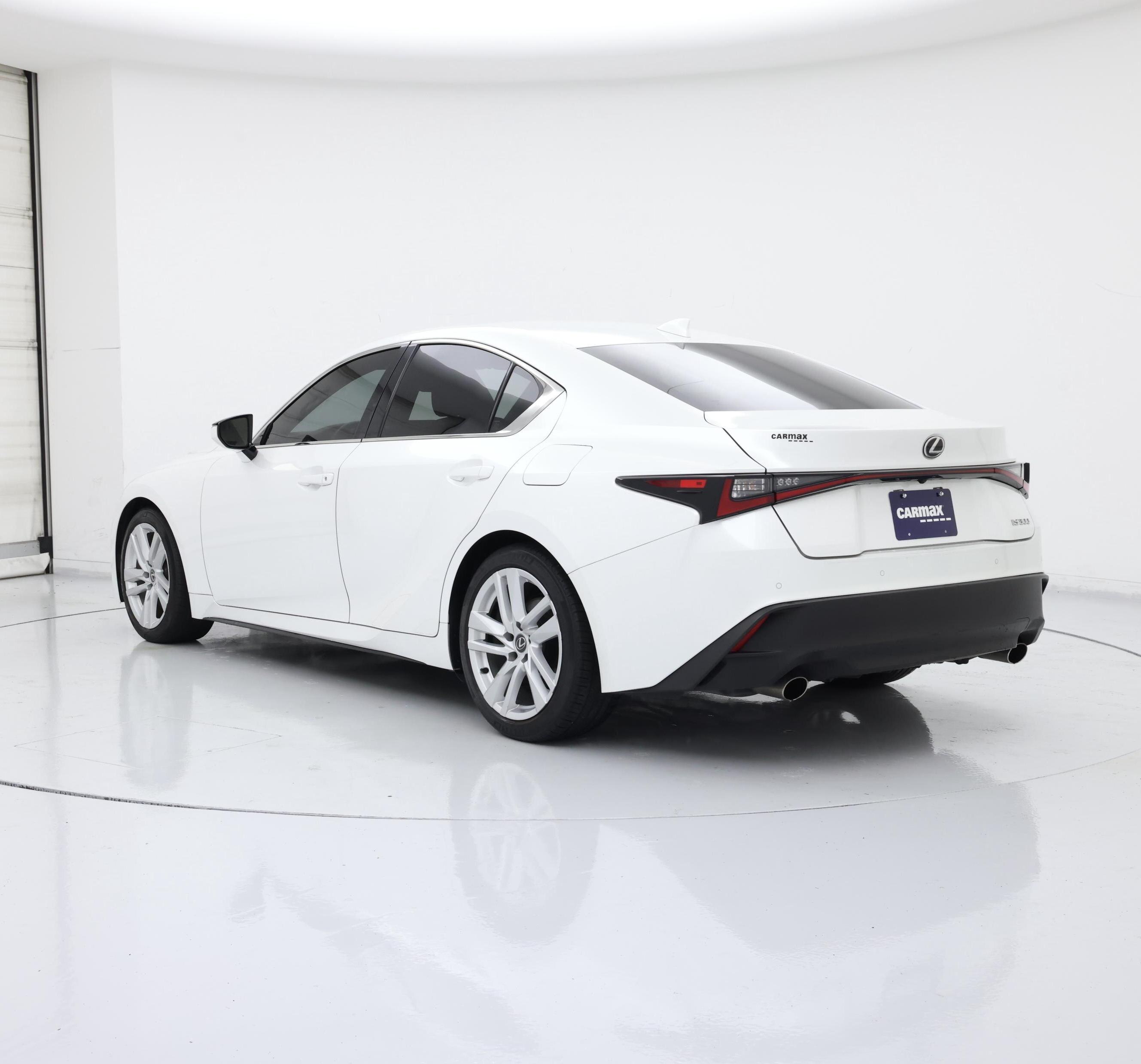 Thumbnail: 2024 Lexus IS - 2