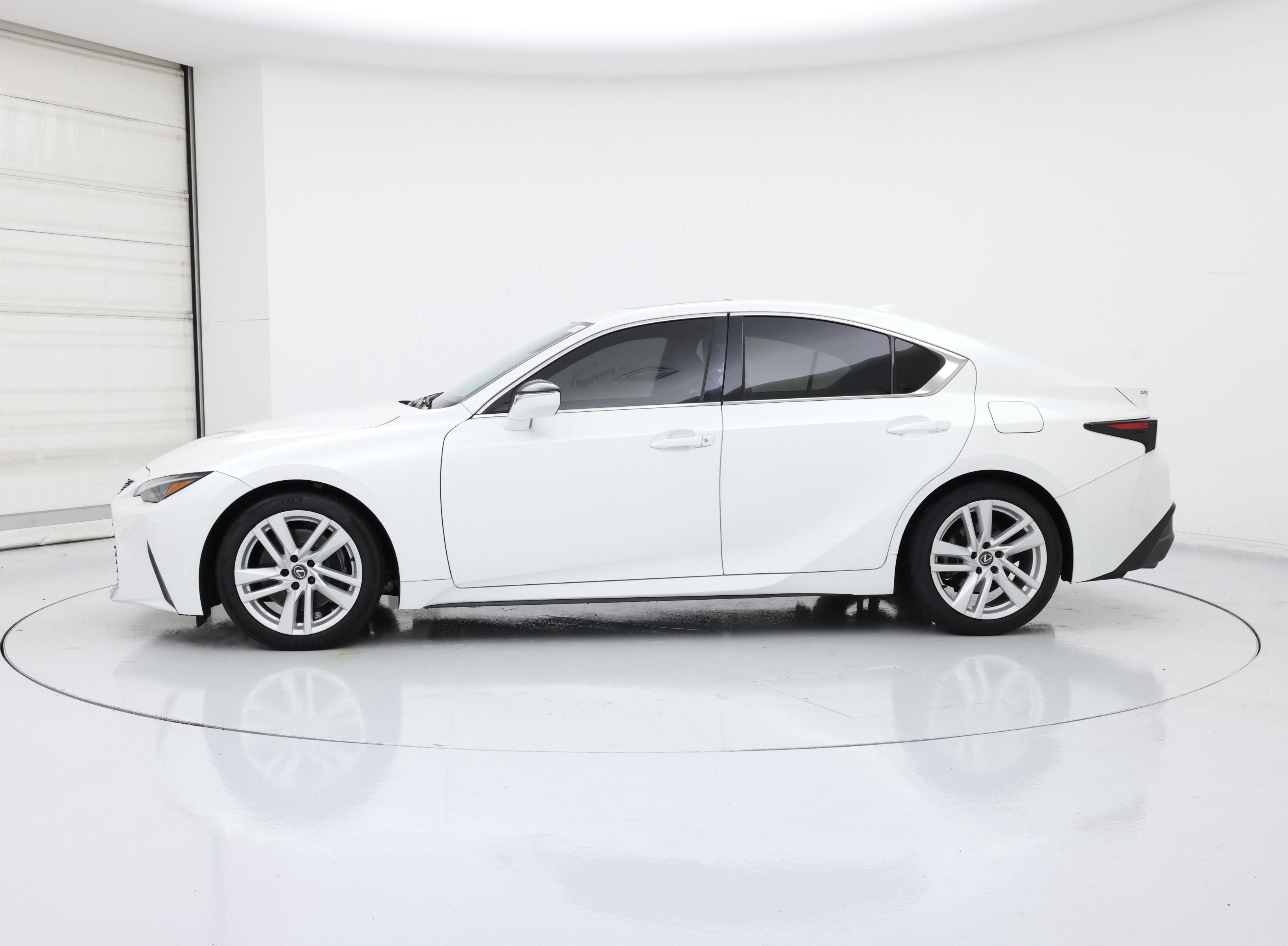 Thumbnail: 2024 Lexus IS - 3