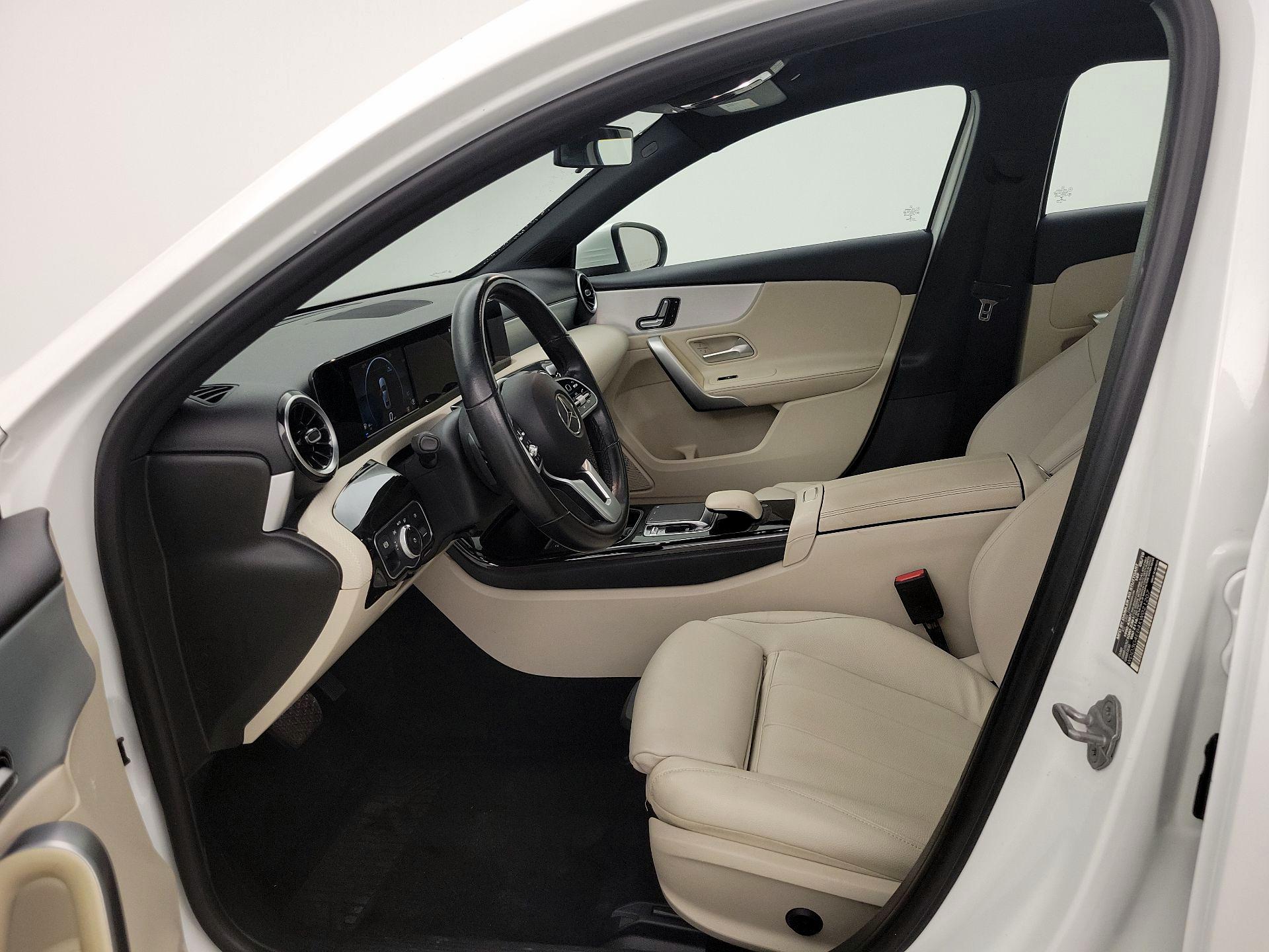 Thumbnail: 2019 Mercedes-Benz A-Class - 11