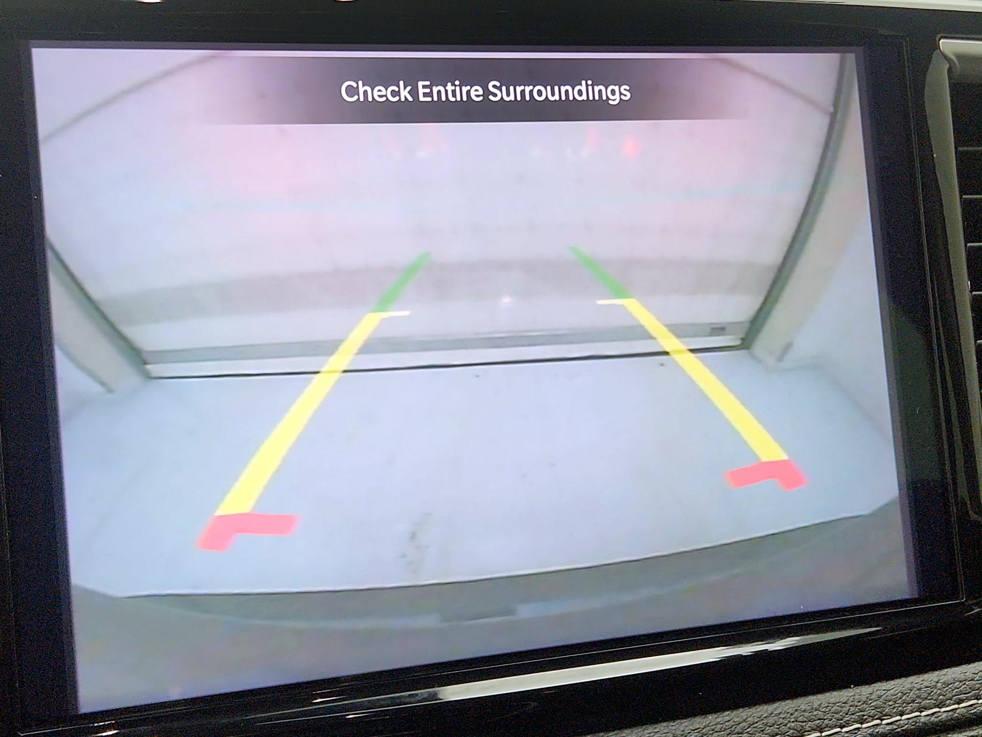 Thumbnail: 2022 Chrysler Pacifica - 14