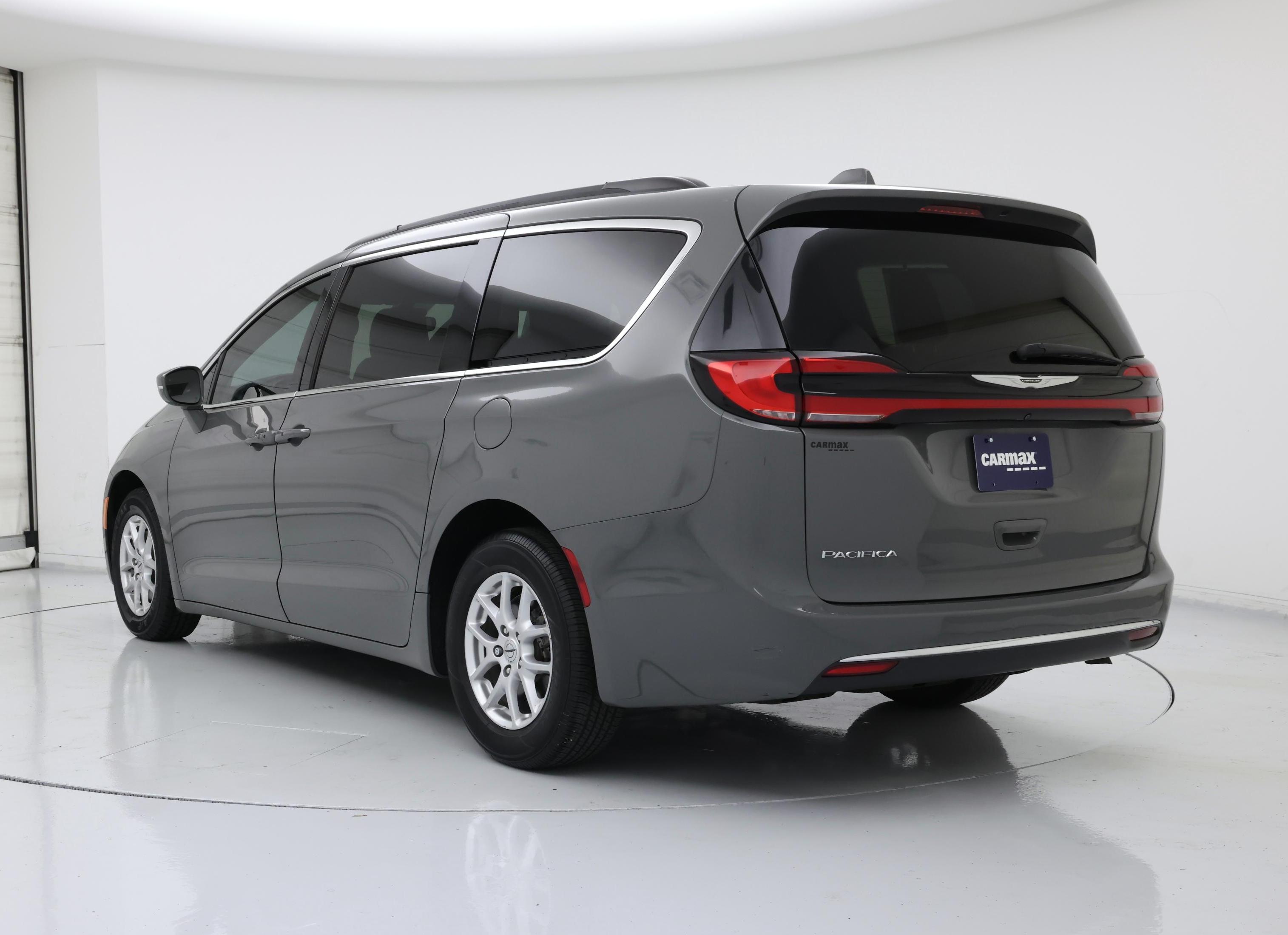 Thumbnail: 2022 Chrysler Pacifica - 2