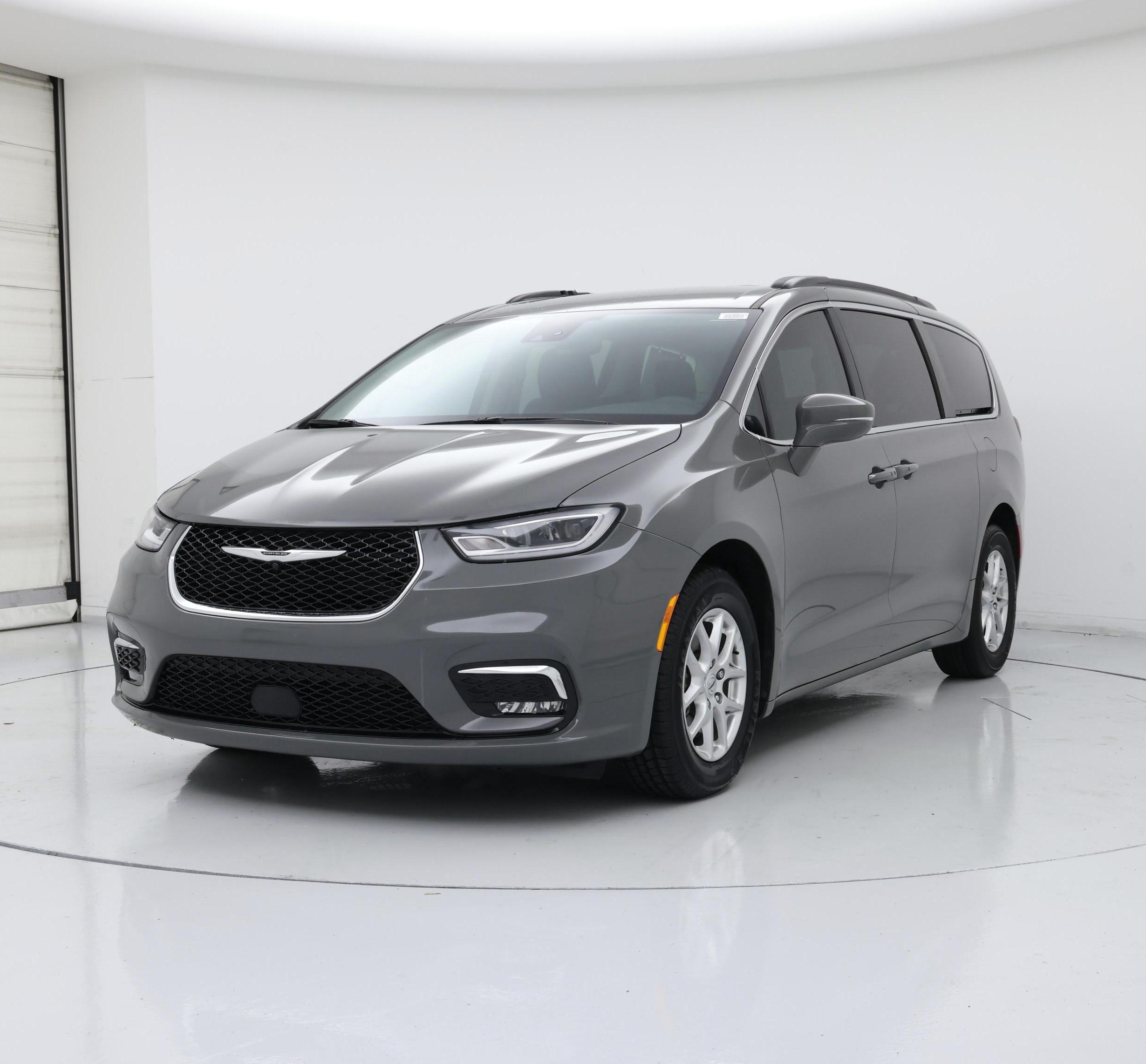 Thumbnail: 2022 Chrysler Pacifica - 4