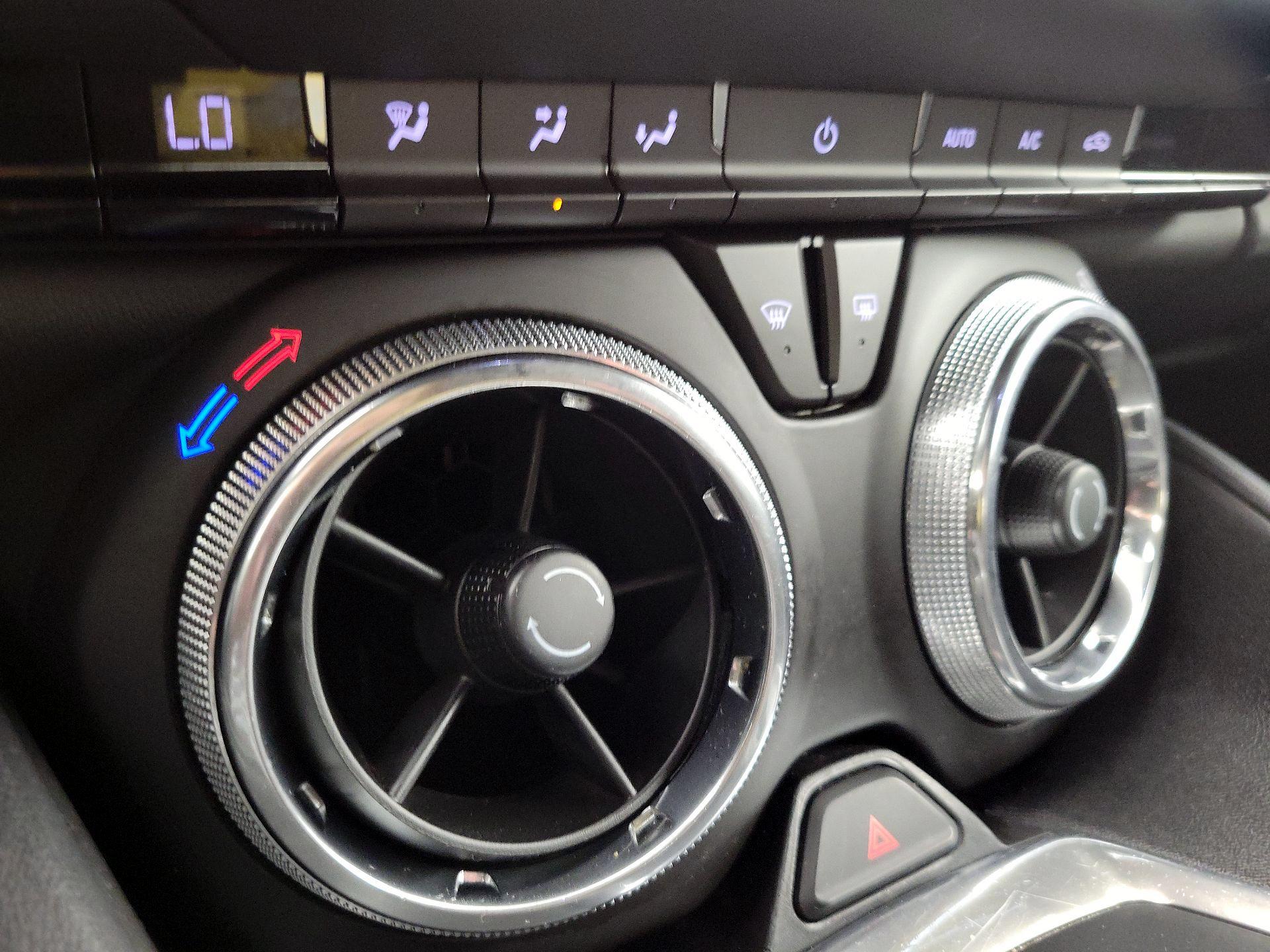 Thumbnail: 2018 Chevrolet Camaro - 16