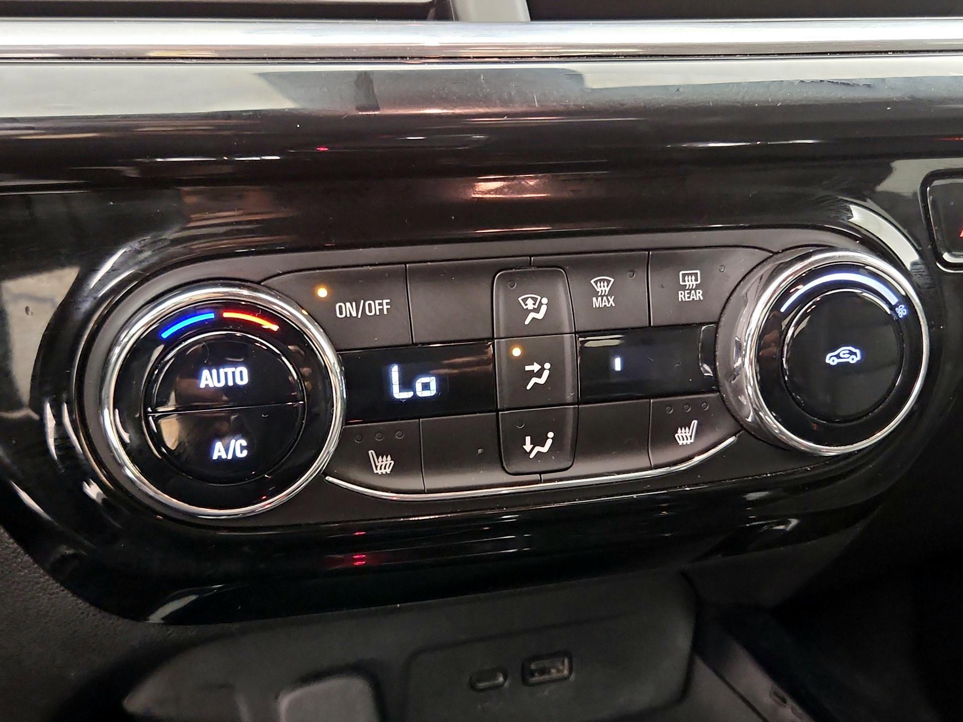 Thumbnail: 2024 Chevrolet Trax - 16