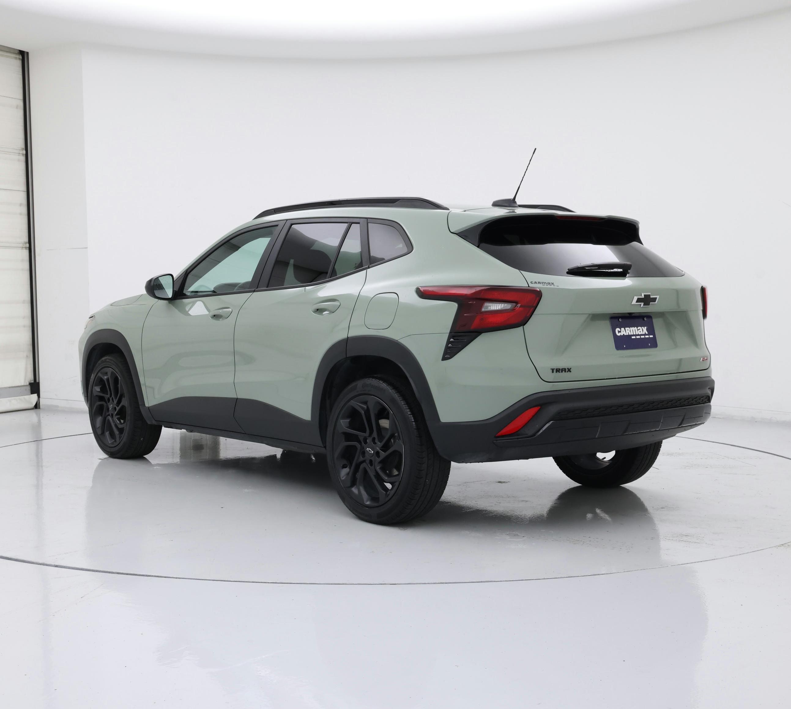 Thumbnail: 2024 Chevrolet Trax - 2