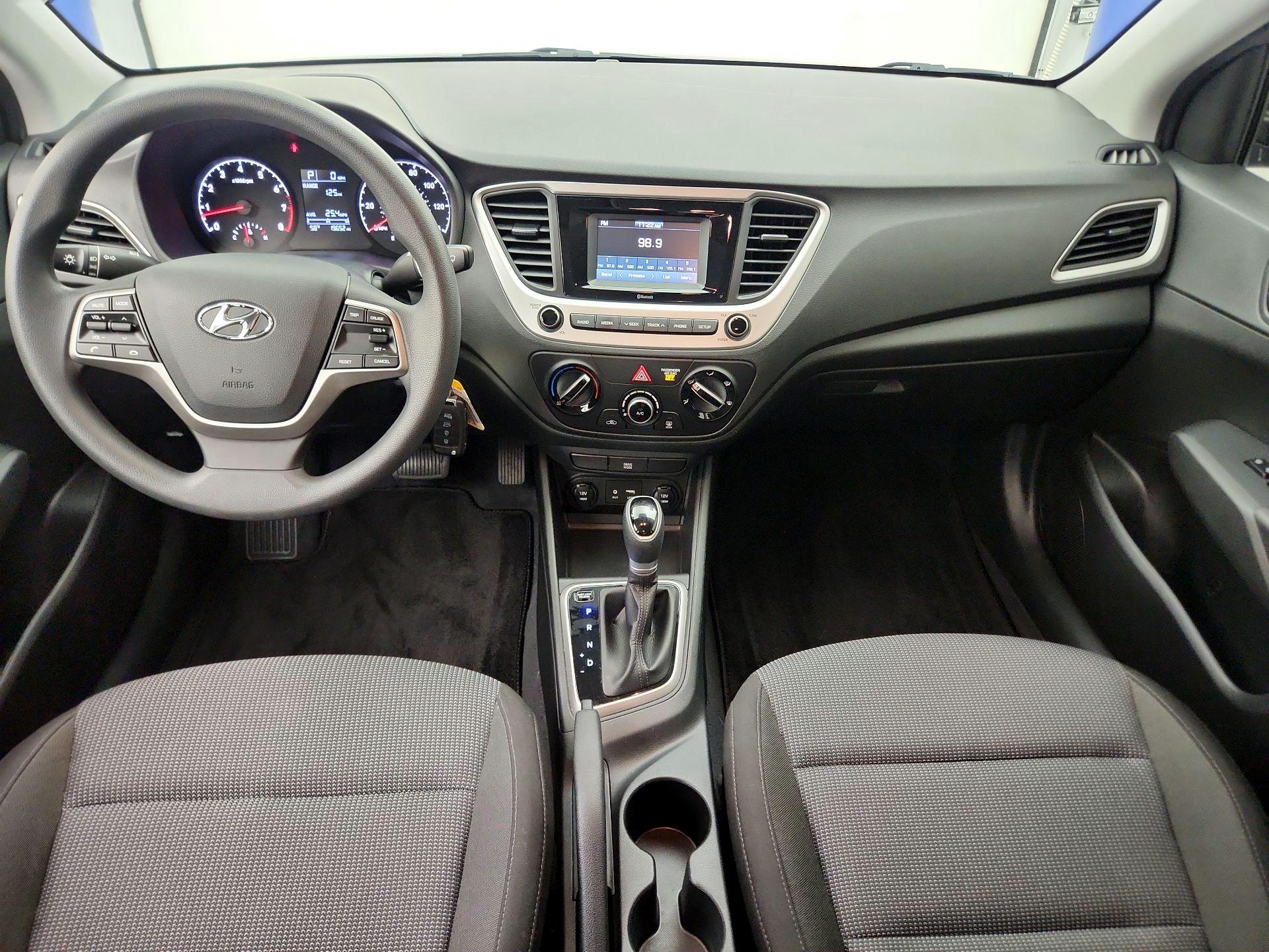 Thumbnail: 2022 Hyundai Accent - 9