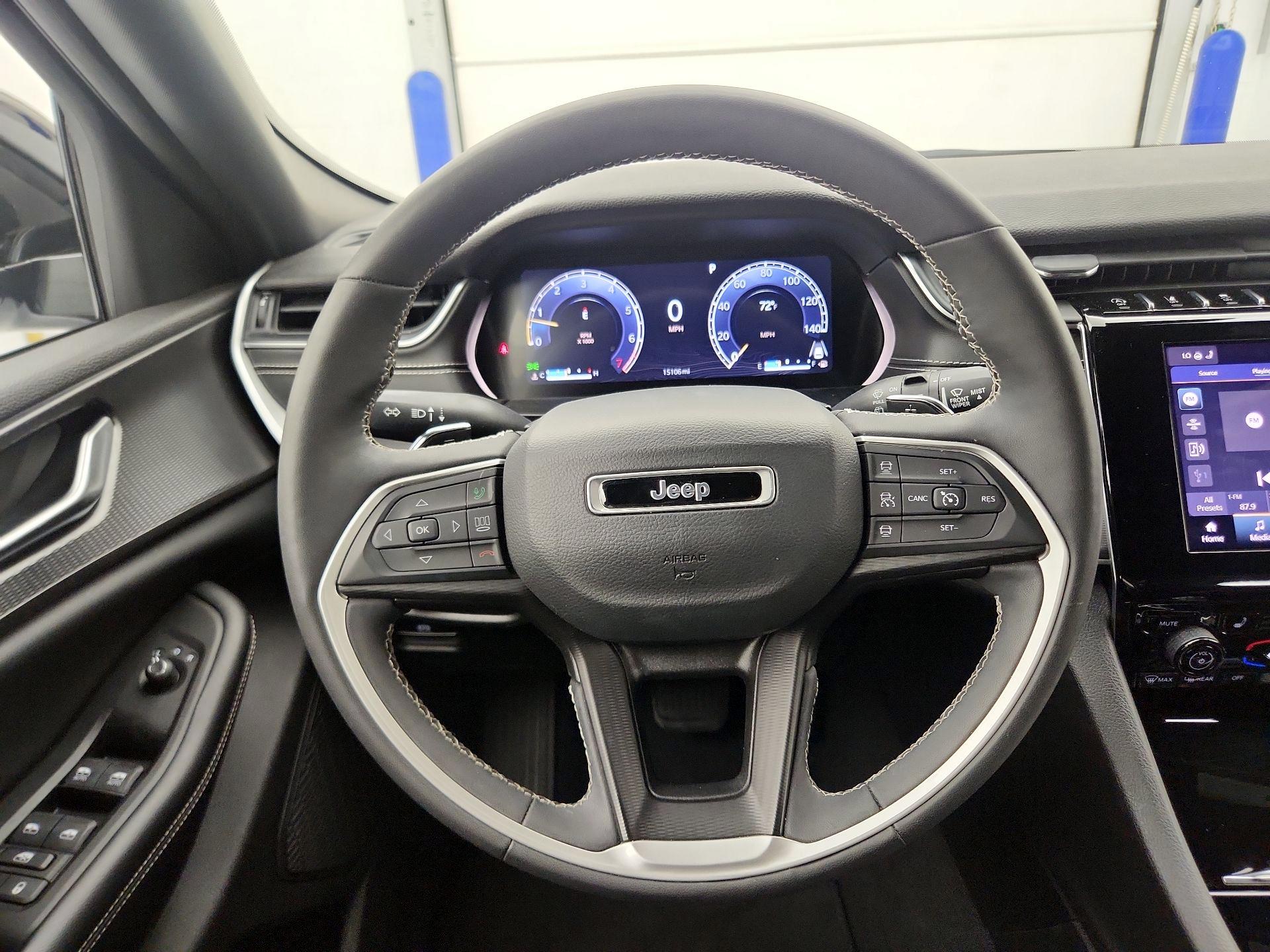 Thumbnail: 2023 Jeep Grand Cherokee L - 10