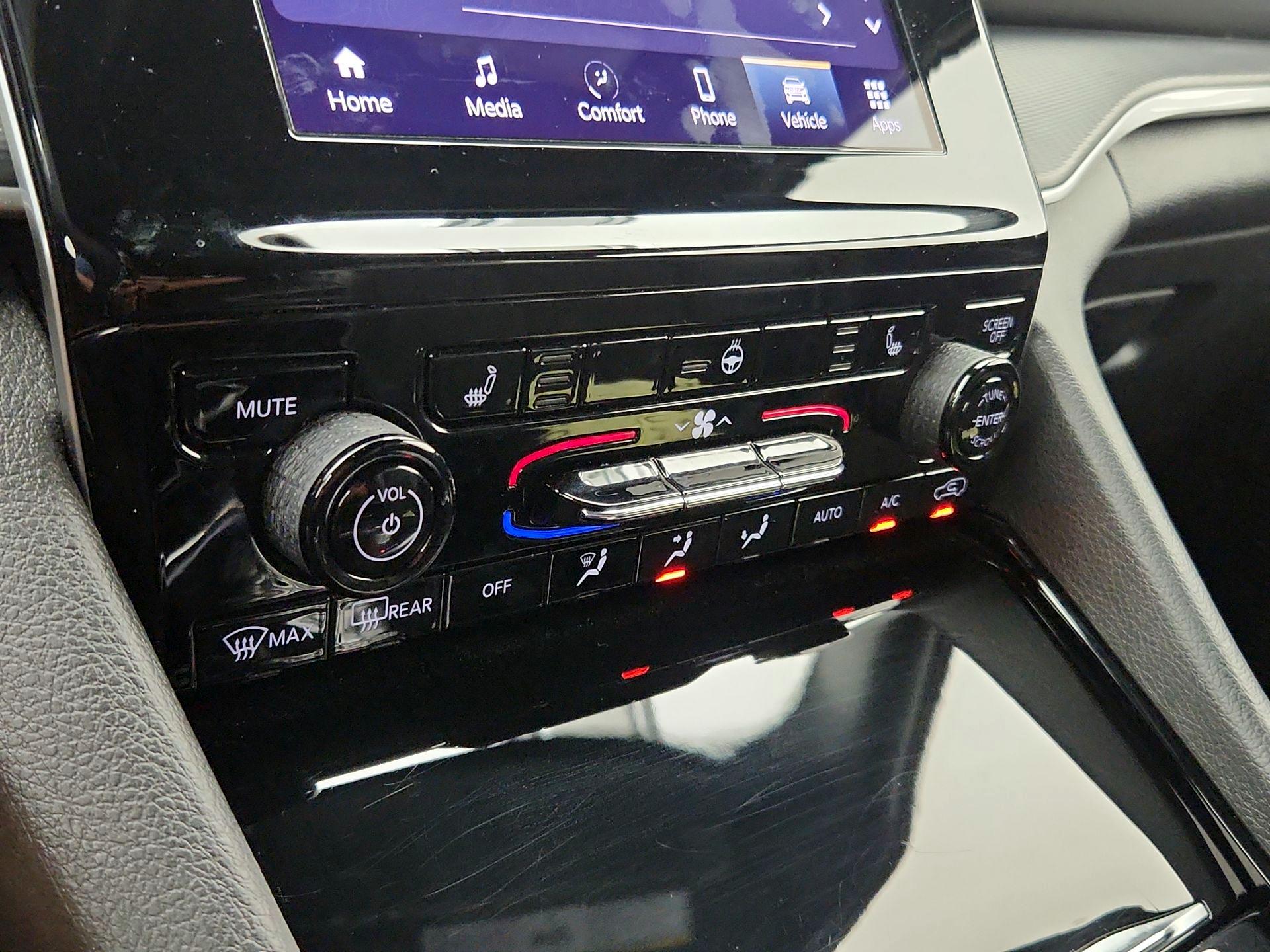 Thumbnail: 2023 Jeep Grand Cherokee L - 16